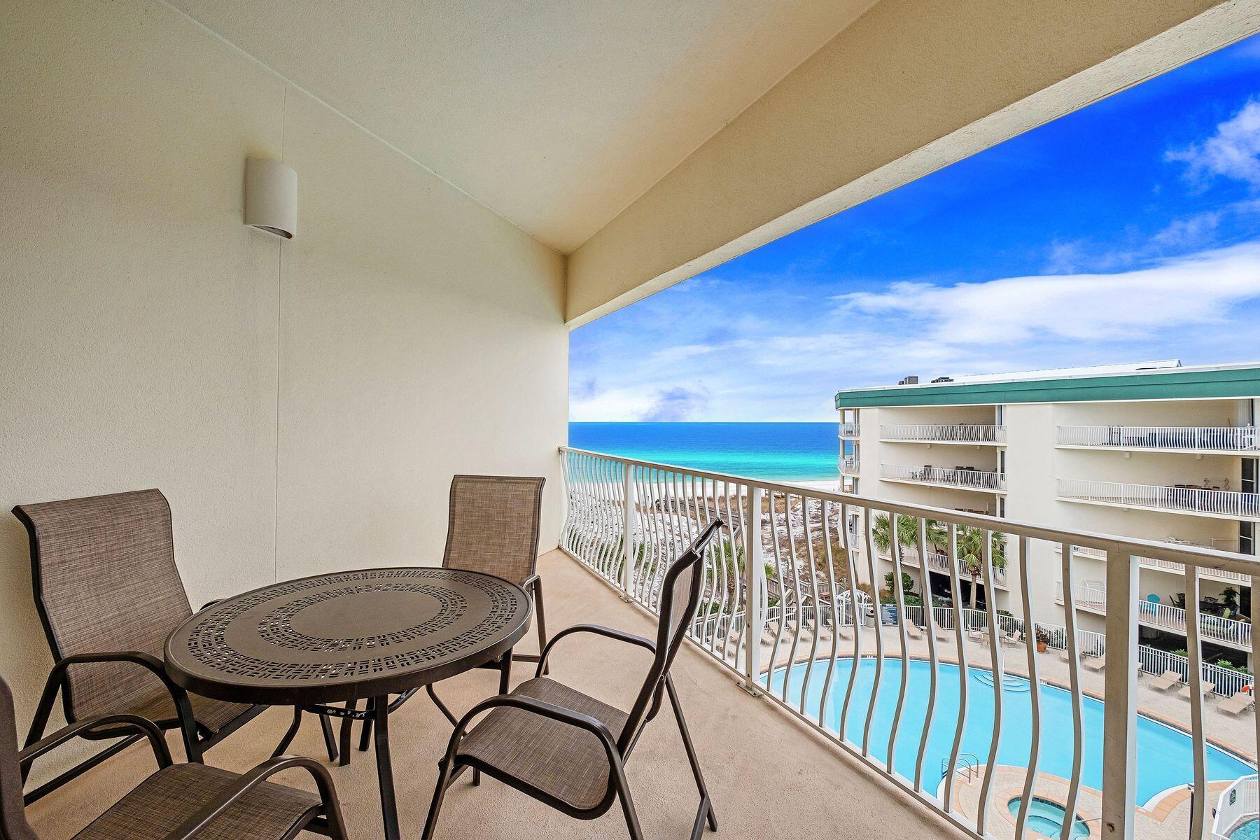 15 Chivas Lane, # 404A