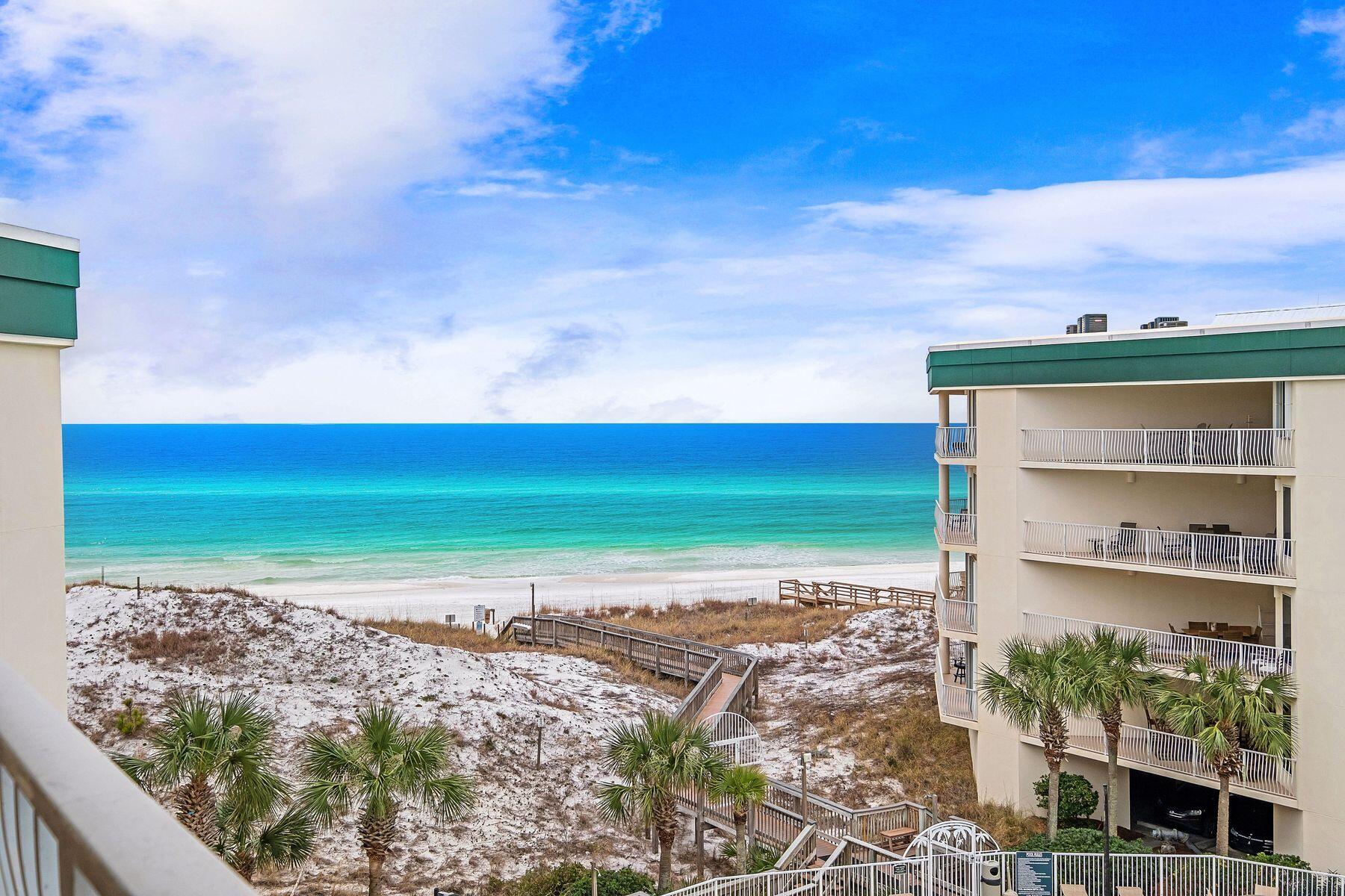 15 Chivas Lane, # 404A