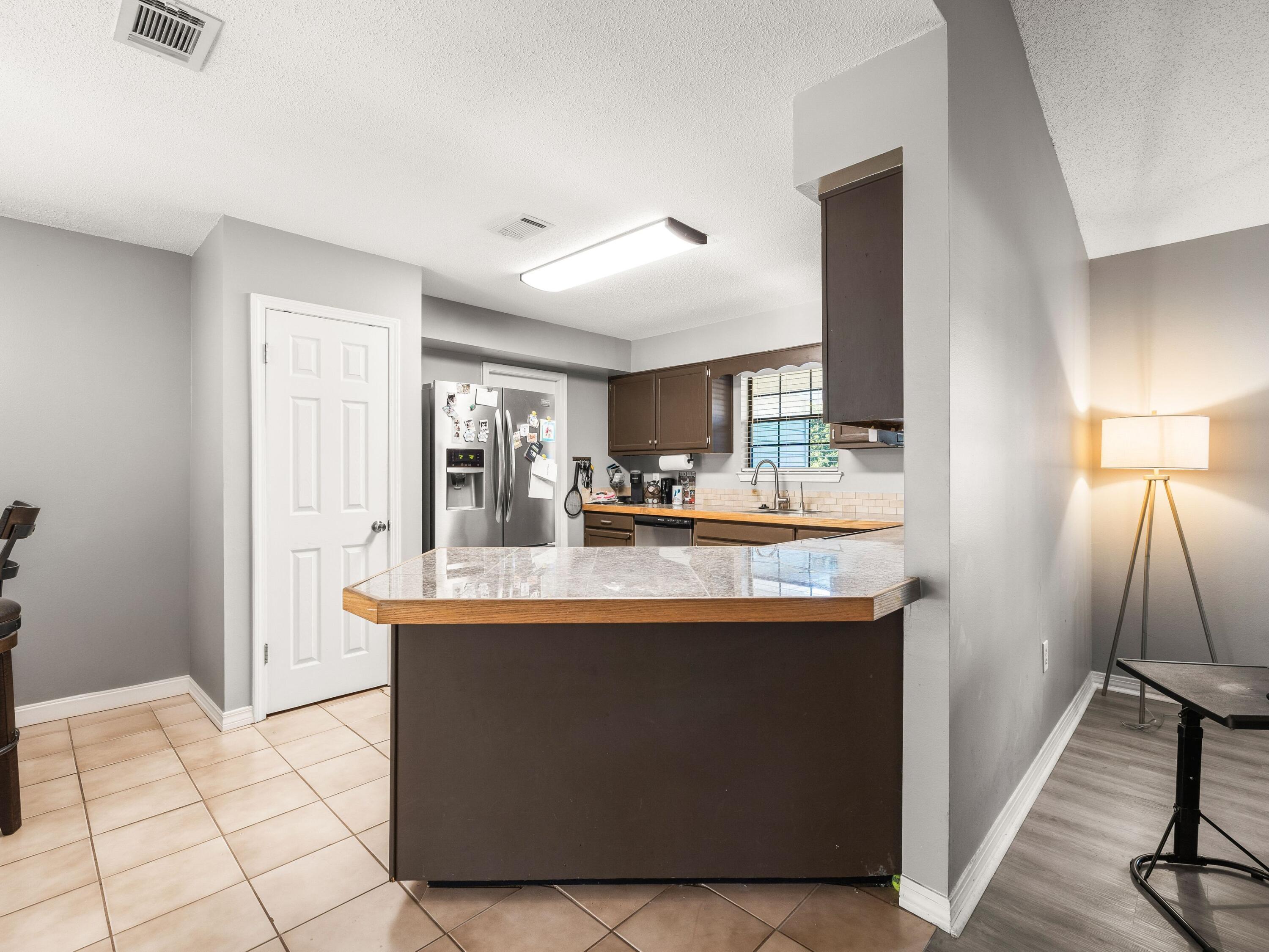 2554 Oleander Drive