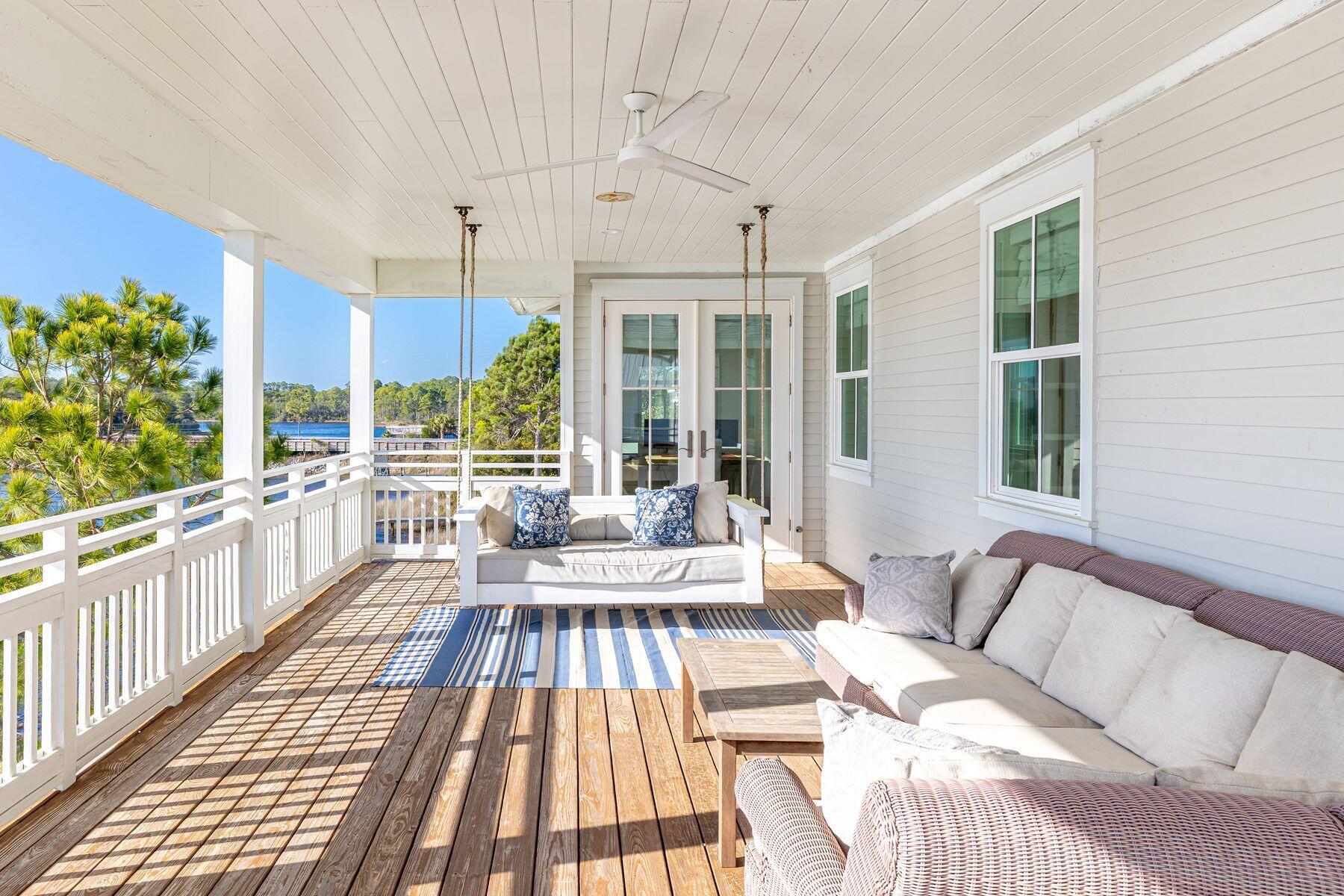 70 Lake Pointe Drive