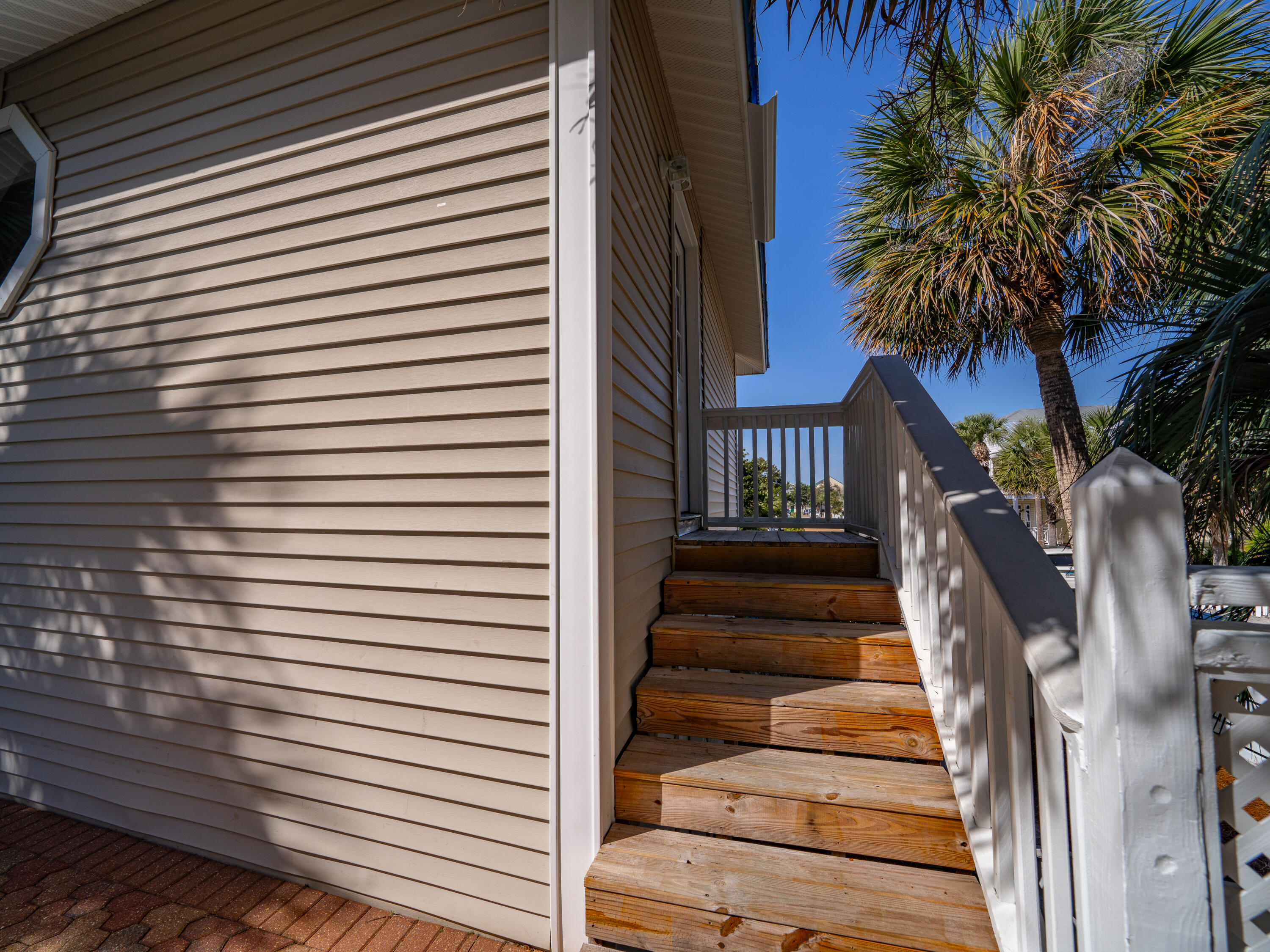 2719 Scenic Hwy 98