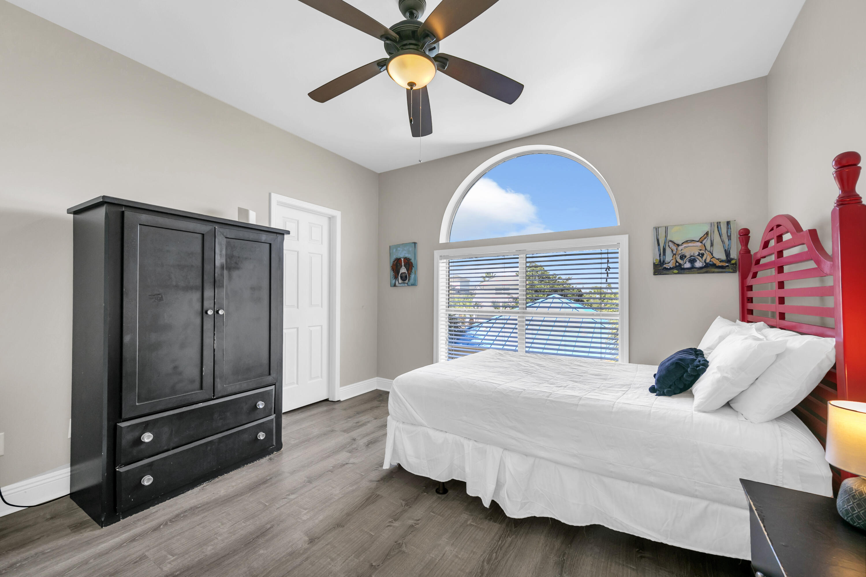 2719 Scenic Hwy 98