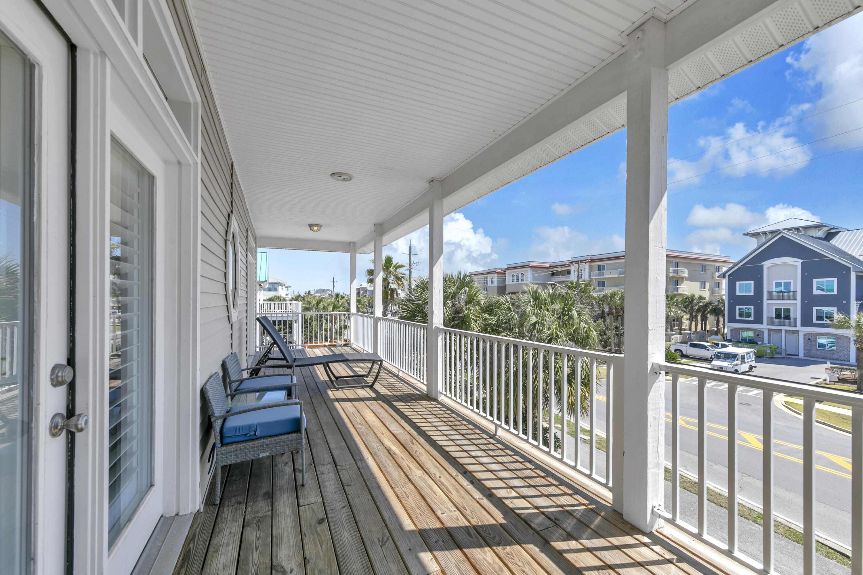 2719 Scenic Hwy 98