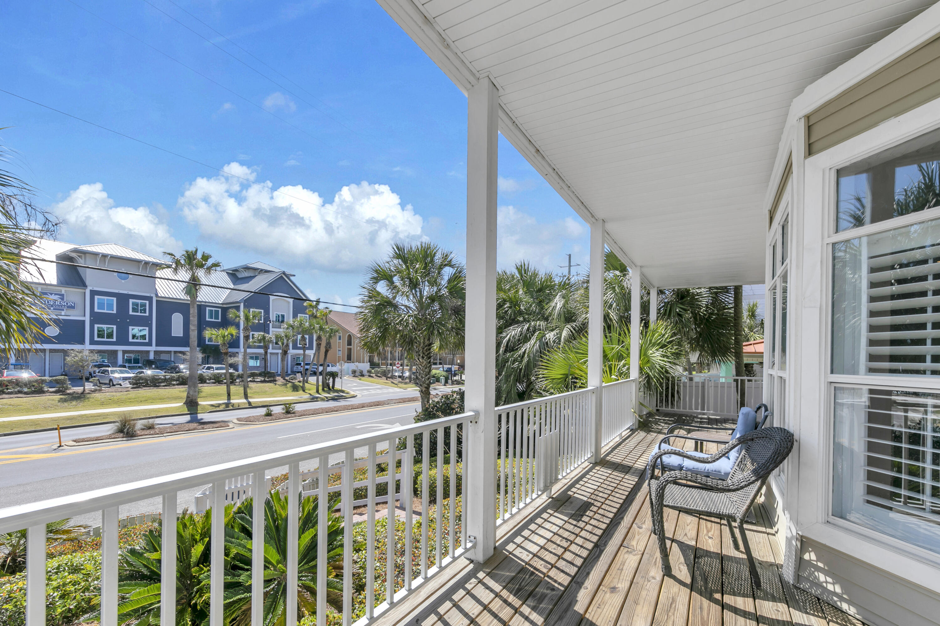 2719 Scenic Hwy 98