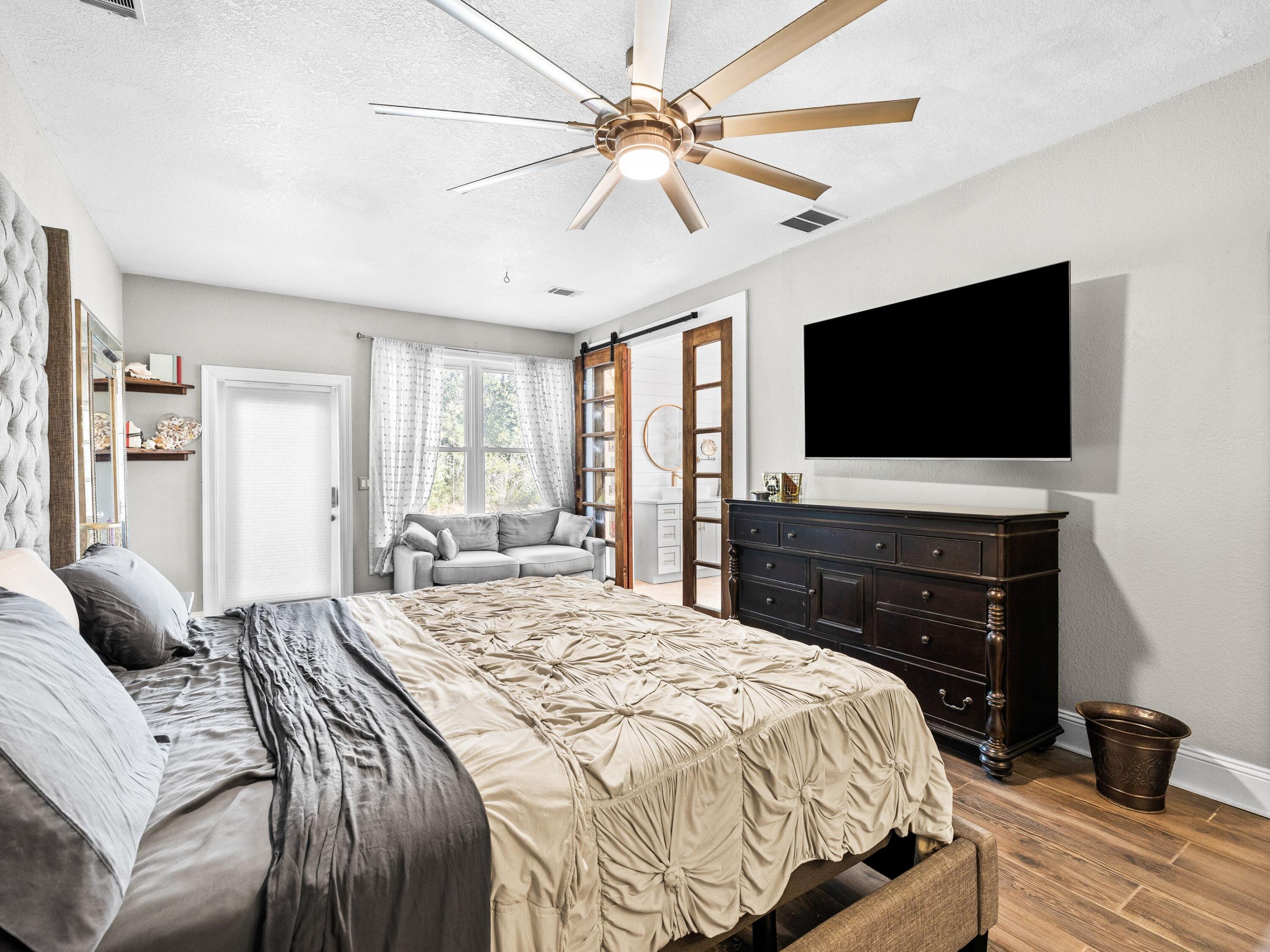 86 River Circle