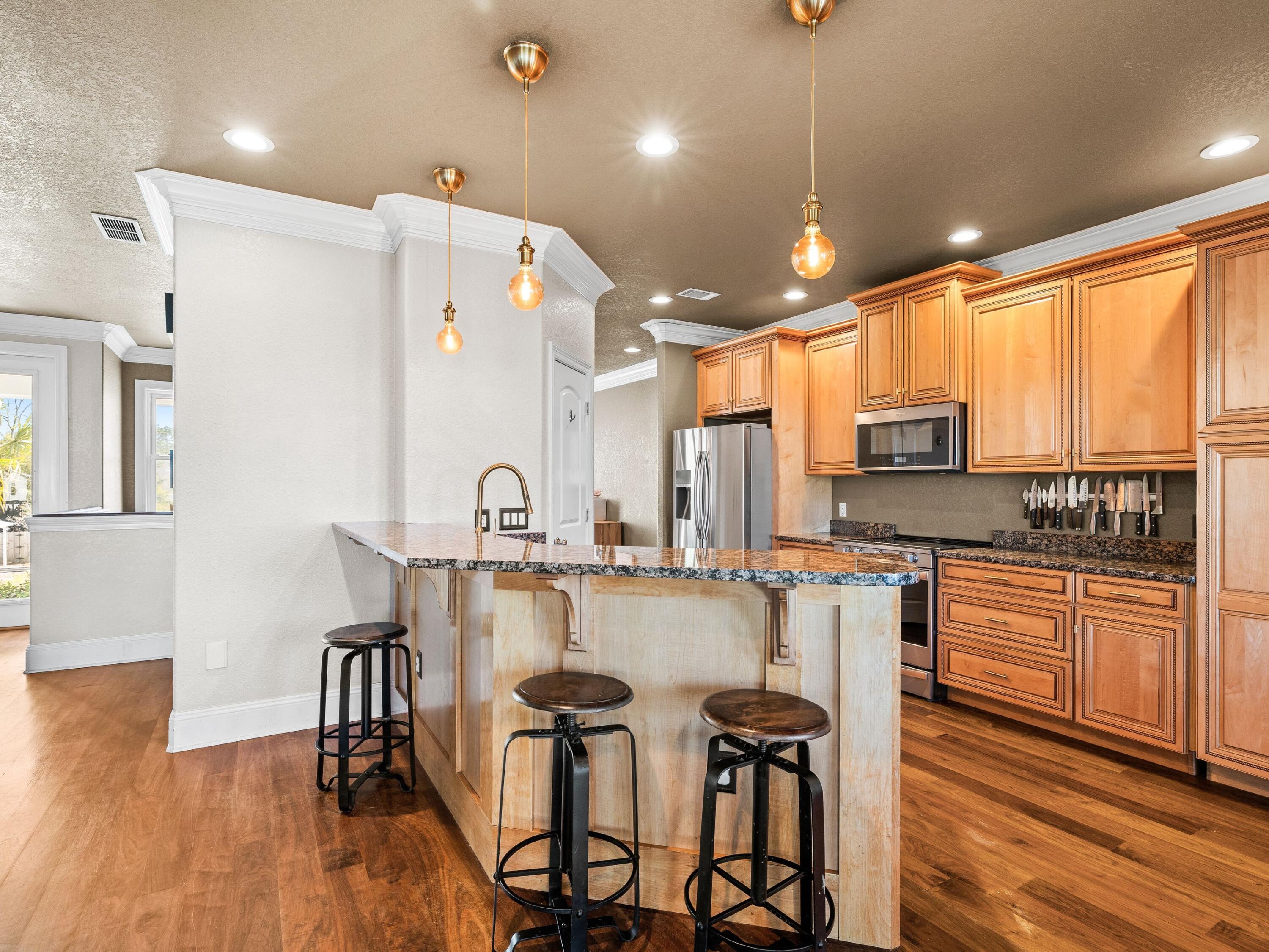 86 River Circle