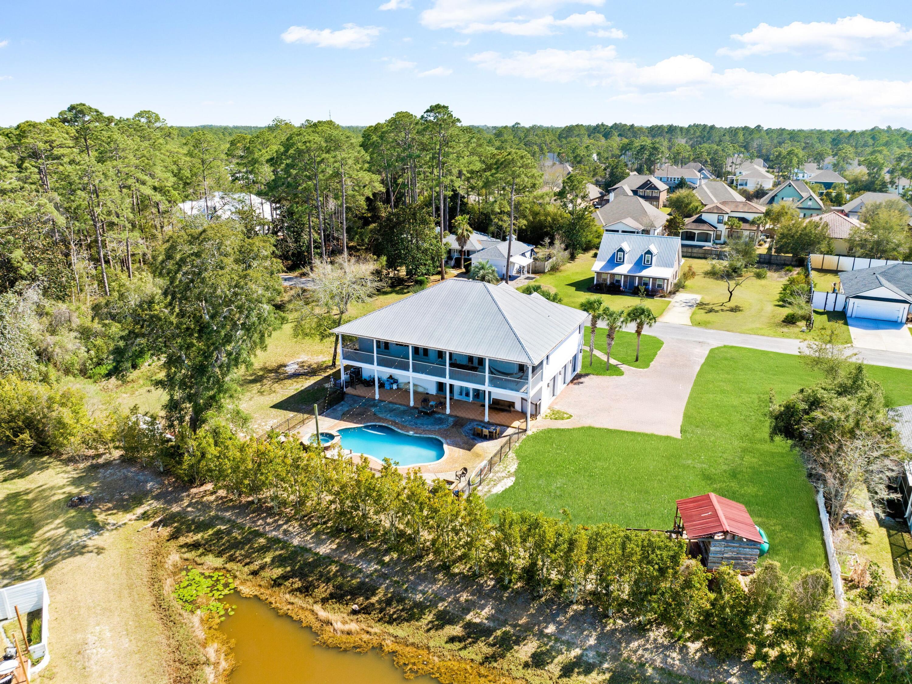 86 River Circle