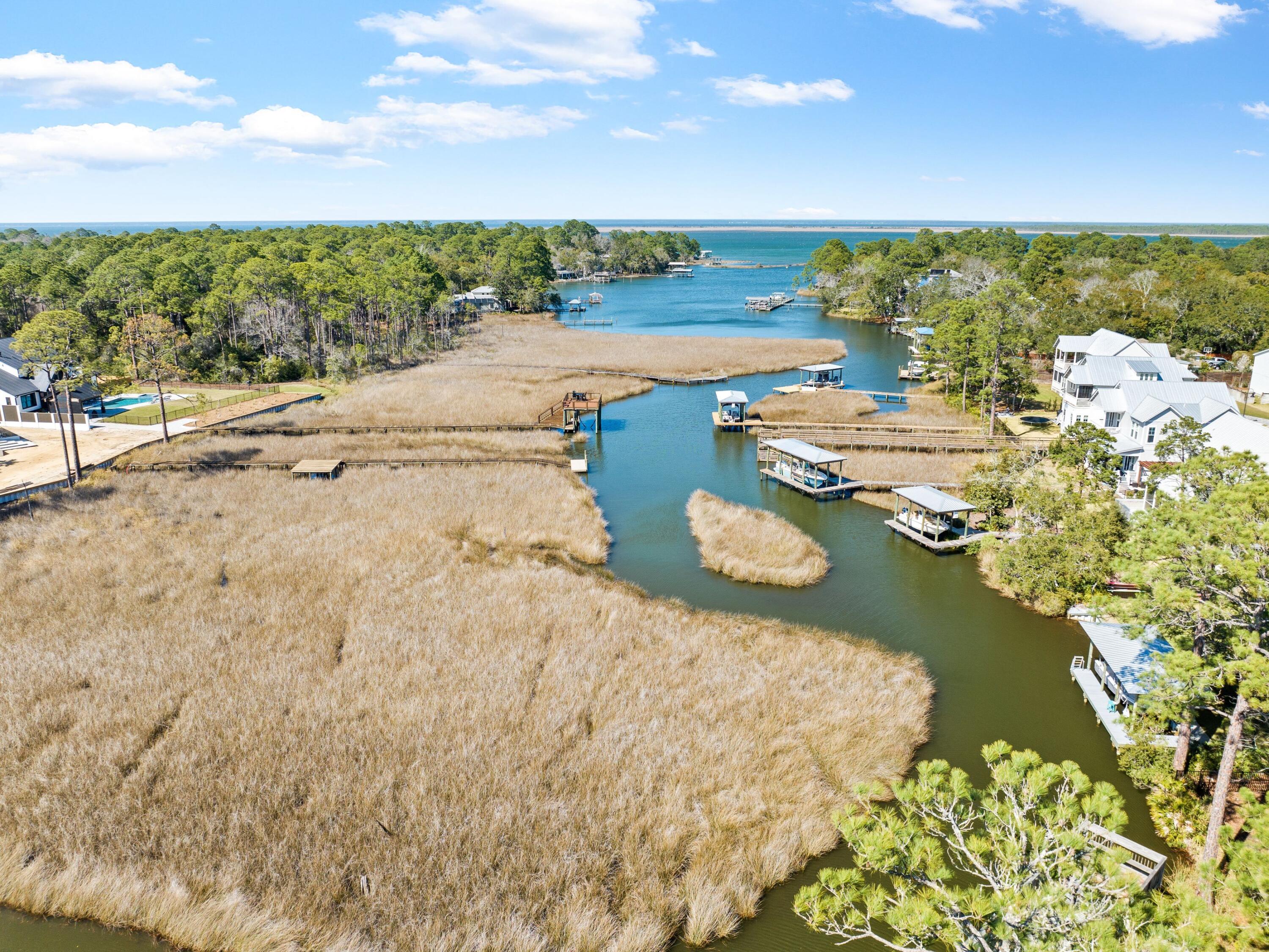 86 River Circle