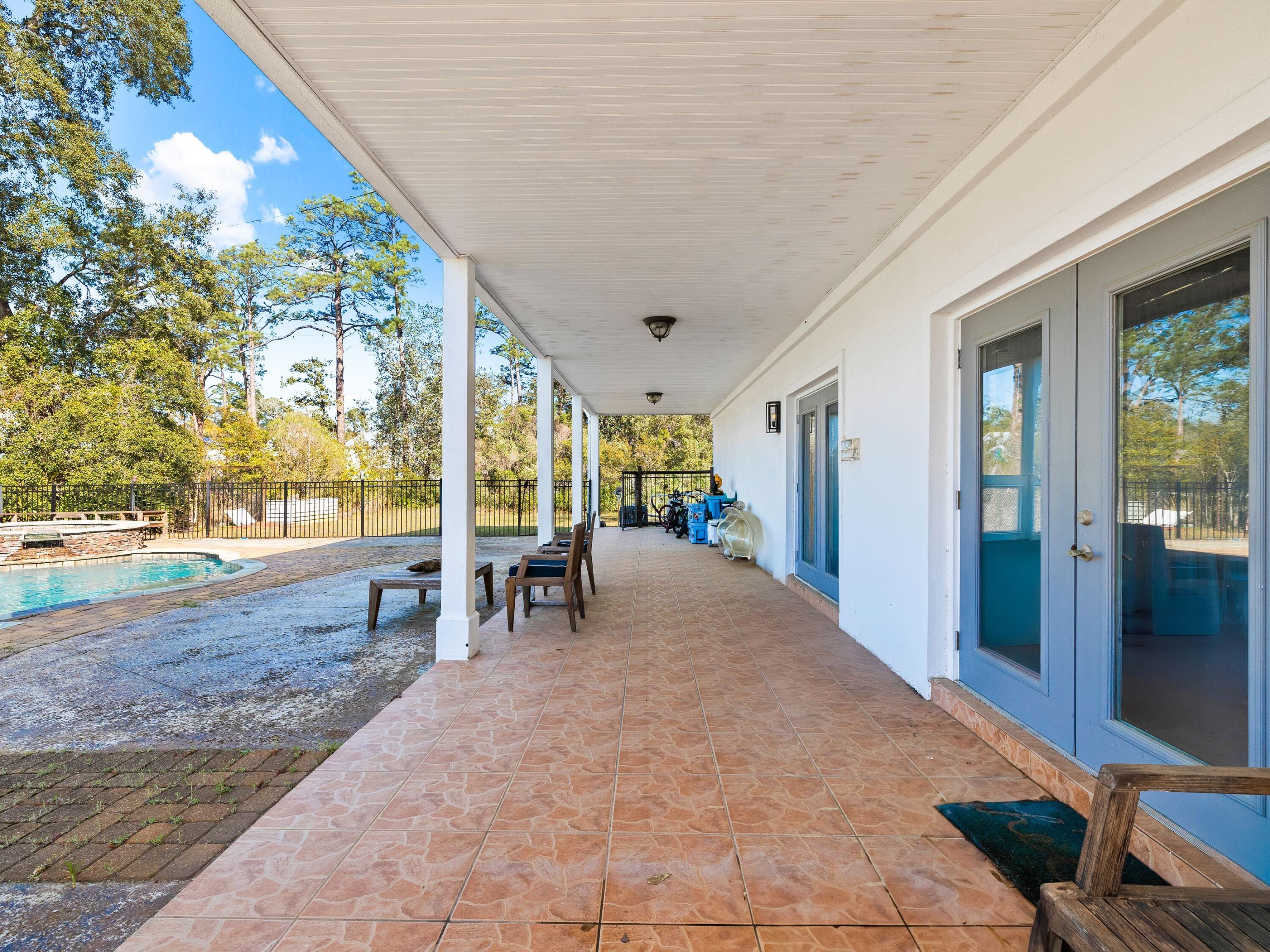 86 River Circle