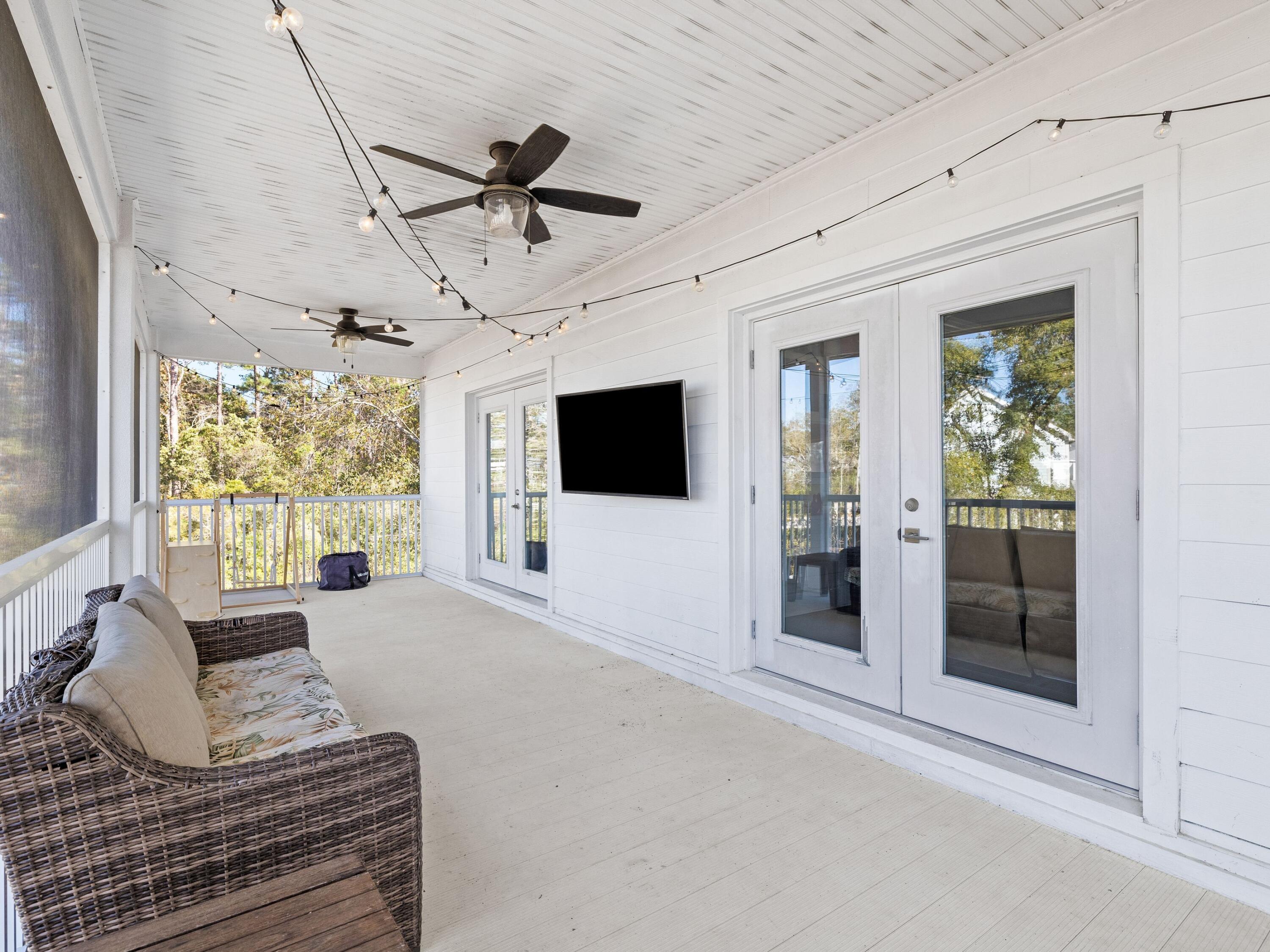86 River Circle