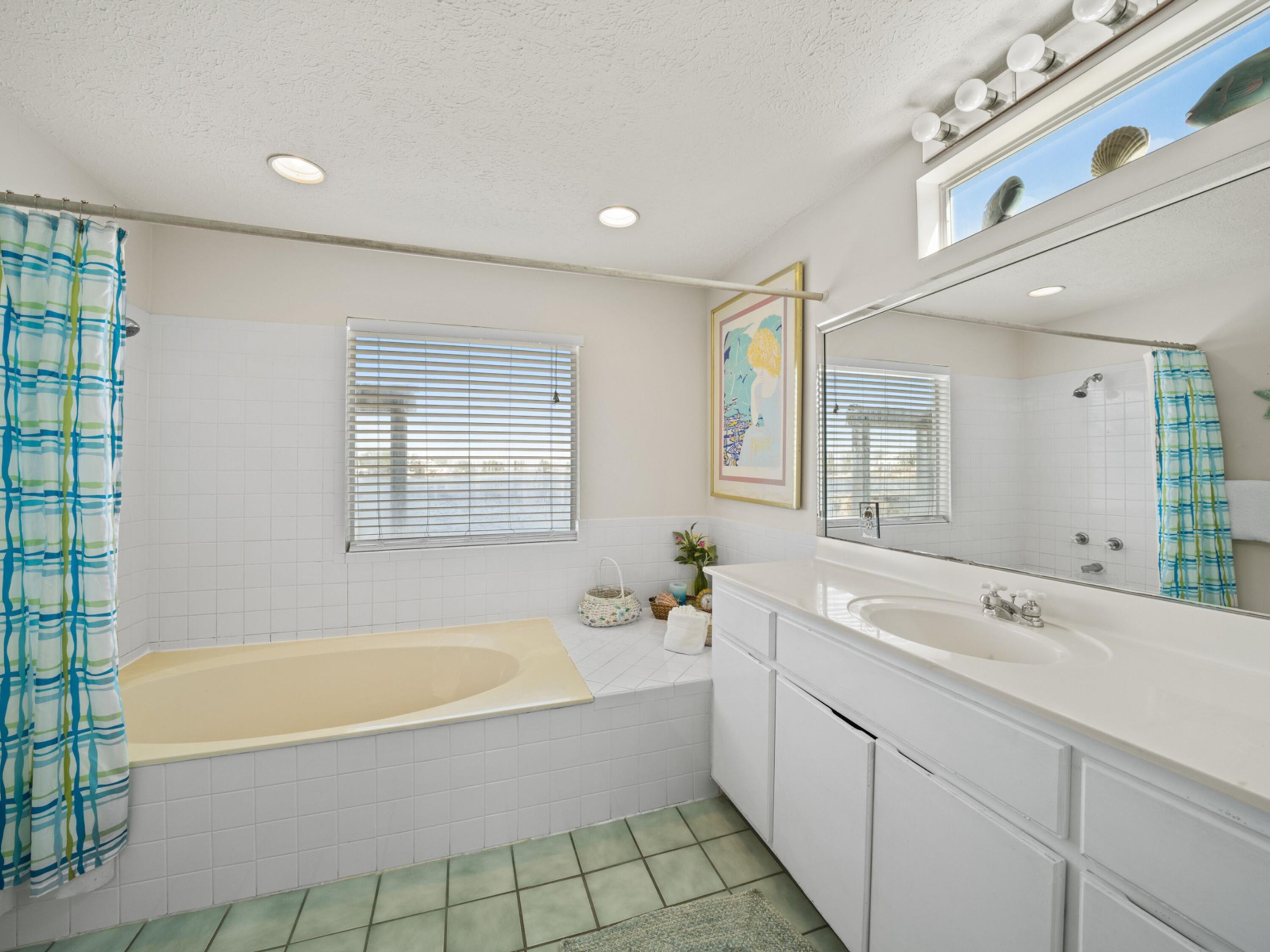 108 San Roy Road