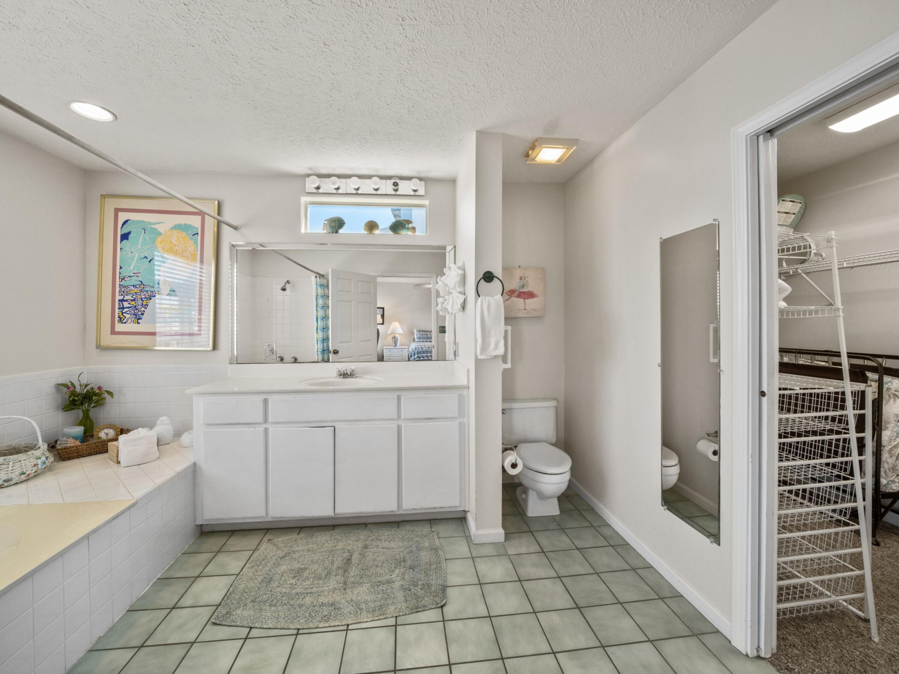 108 San Roy Road