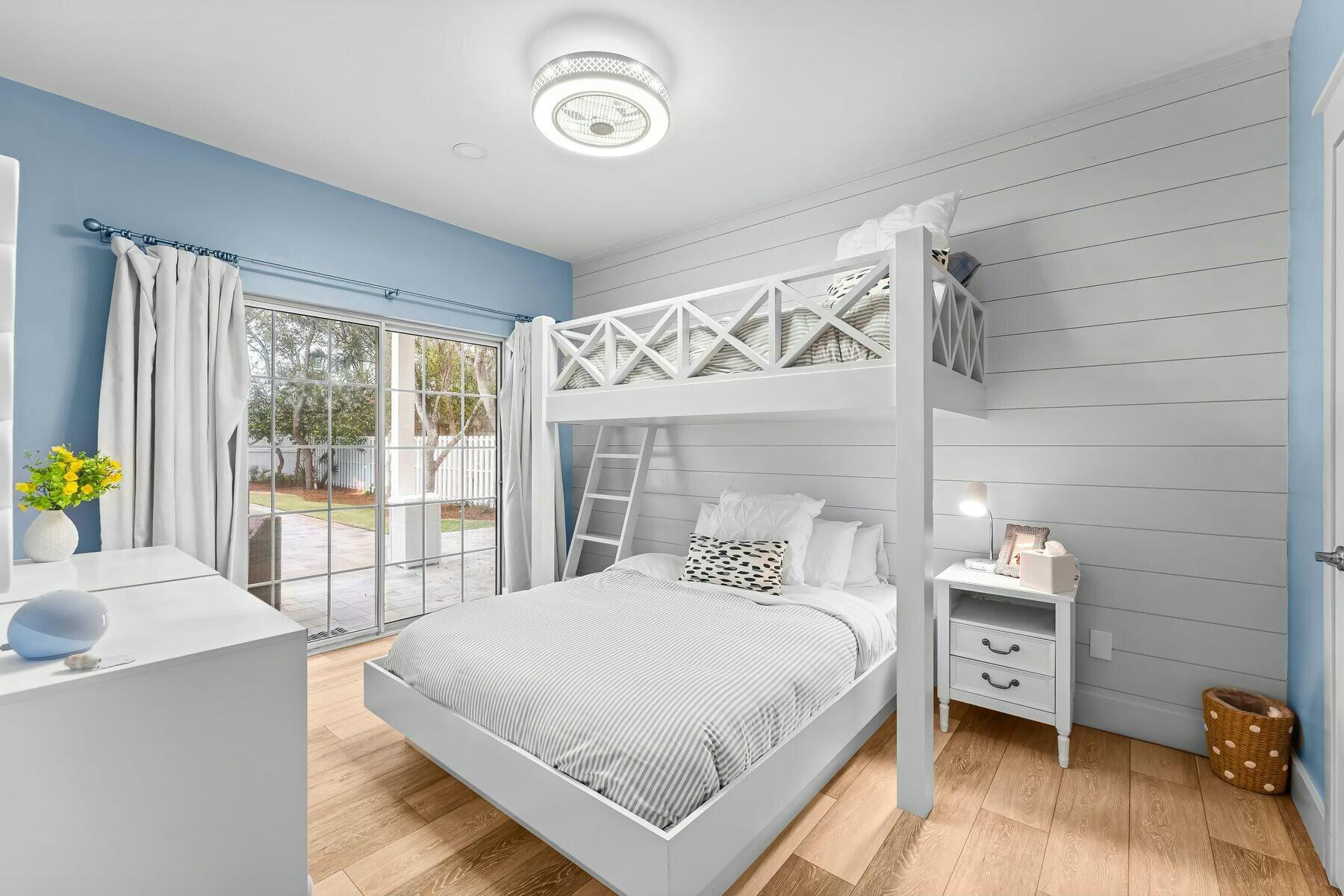 24 Seabreeze Circle