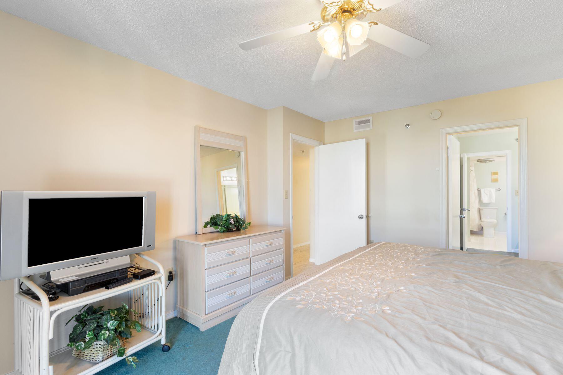 3655 Scenic Hwy 98, 303A