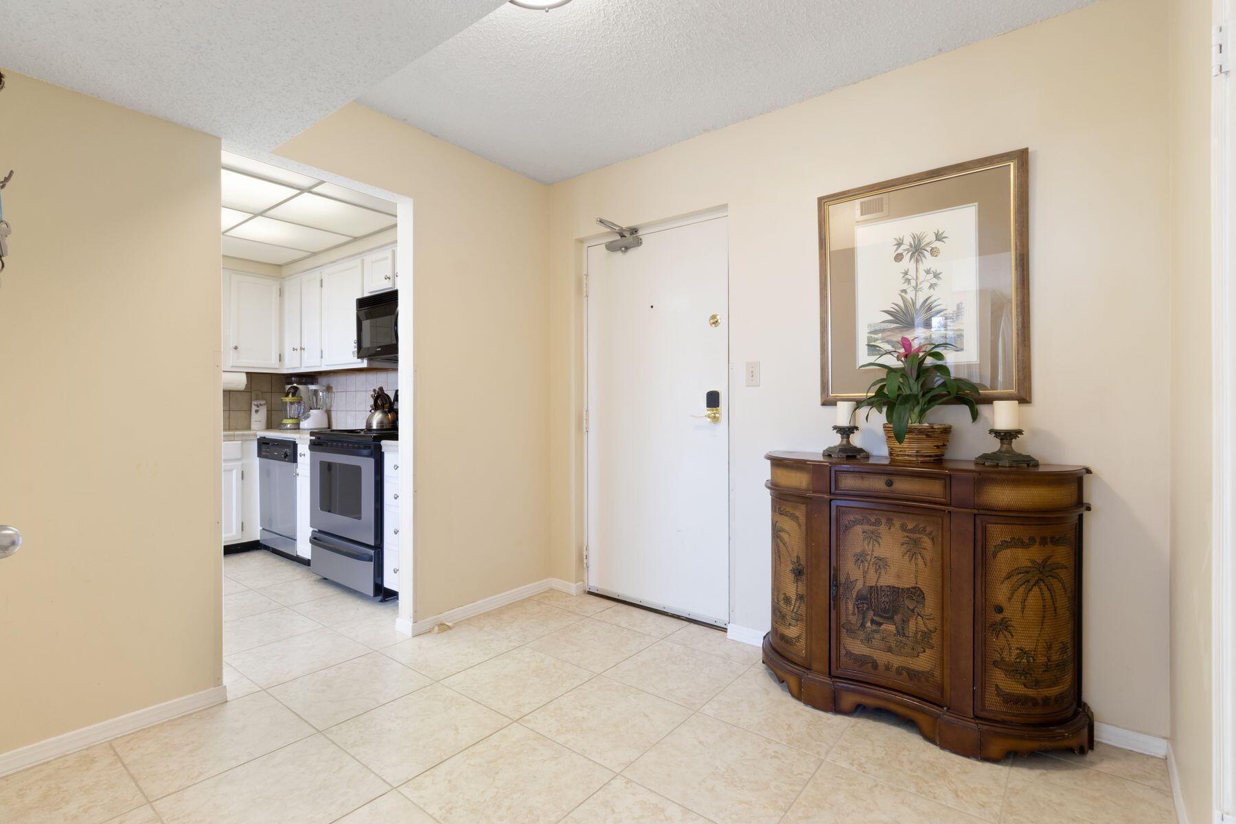 3655 Scenic Hwy 98, 303A