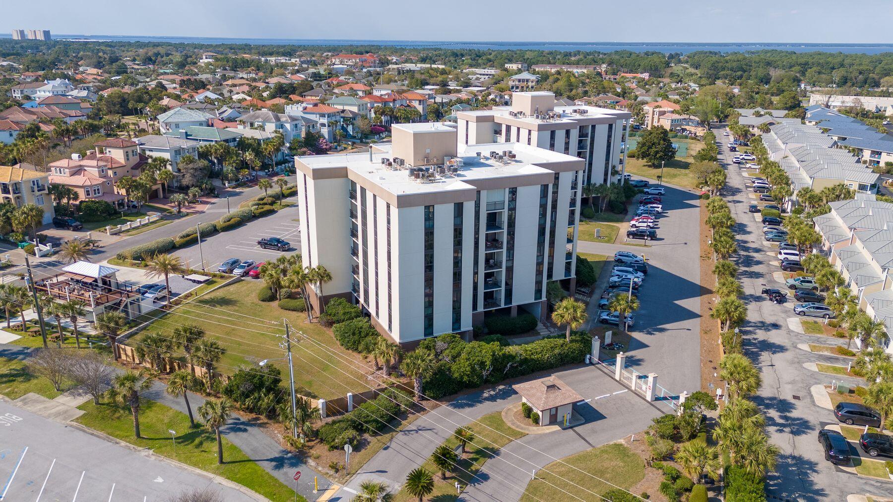 3655 Scenic Hwy 98, 303A