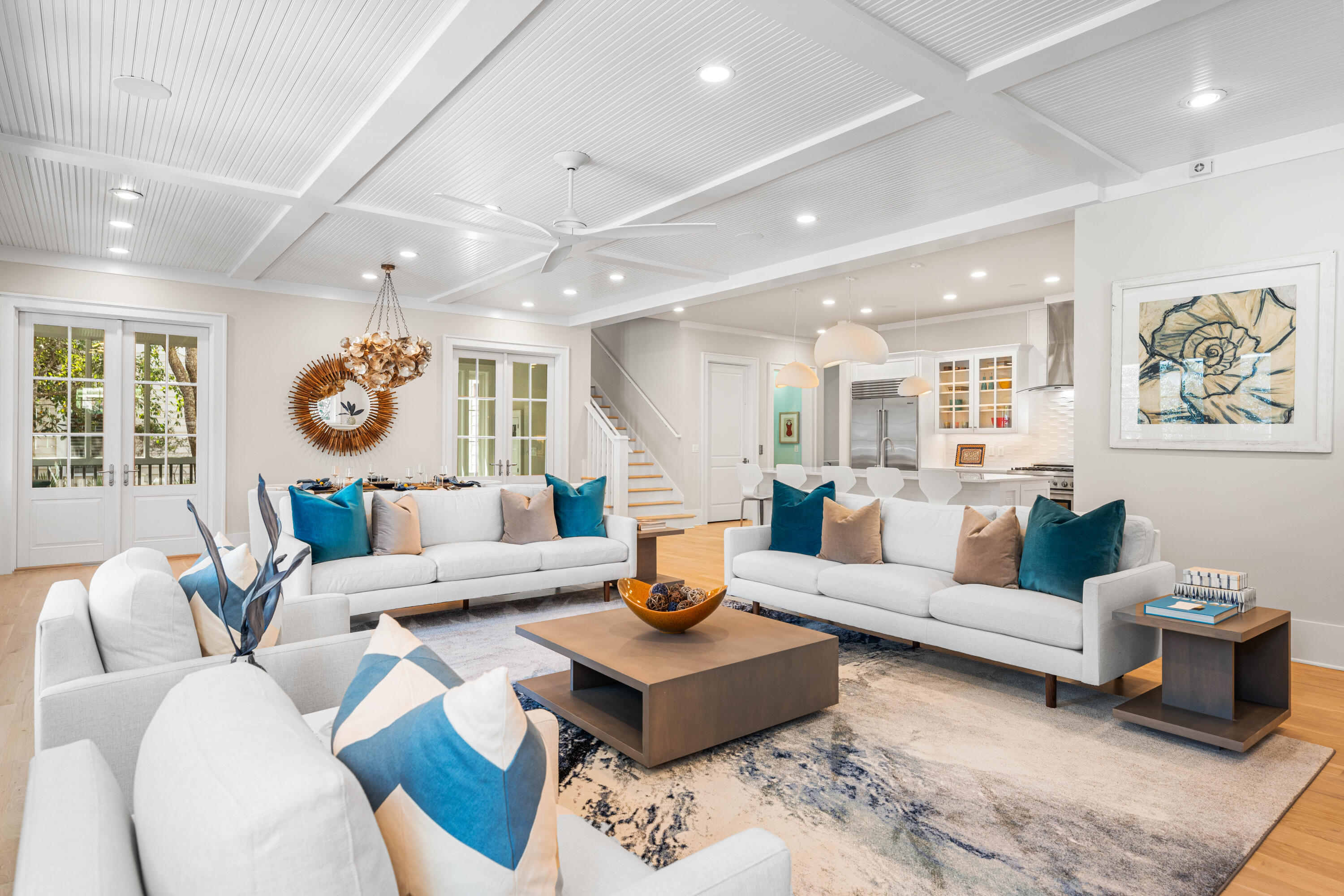 23 S Founders Lane