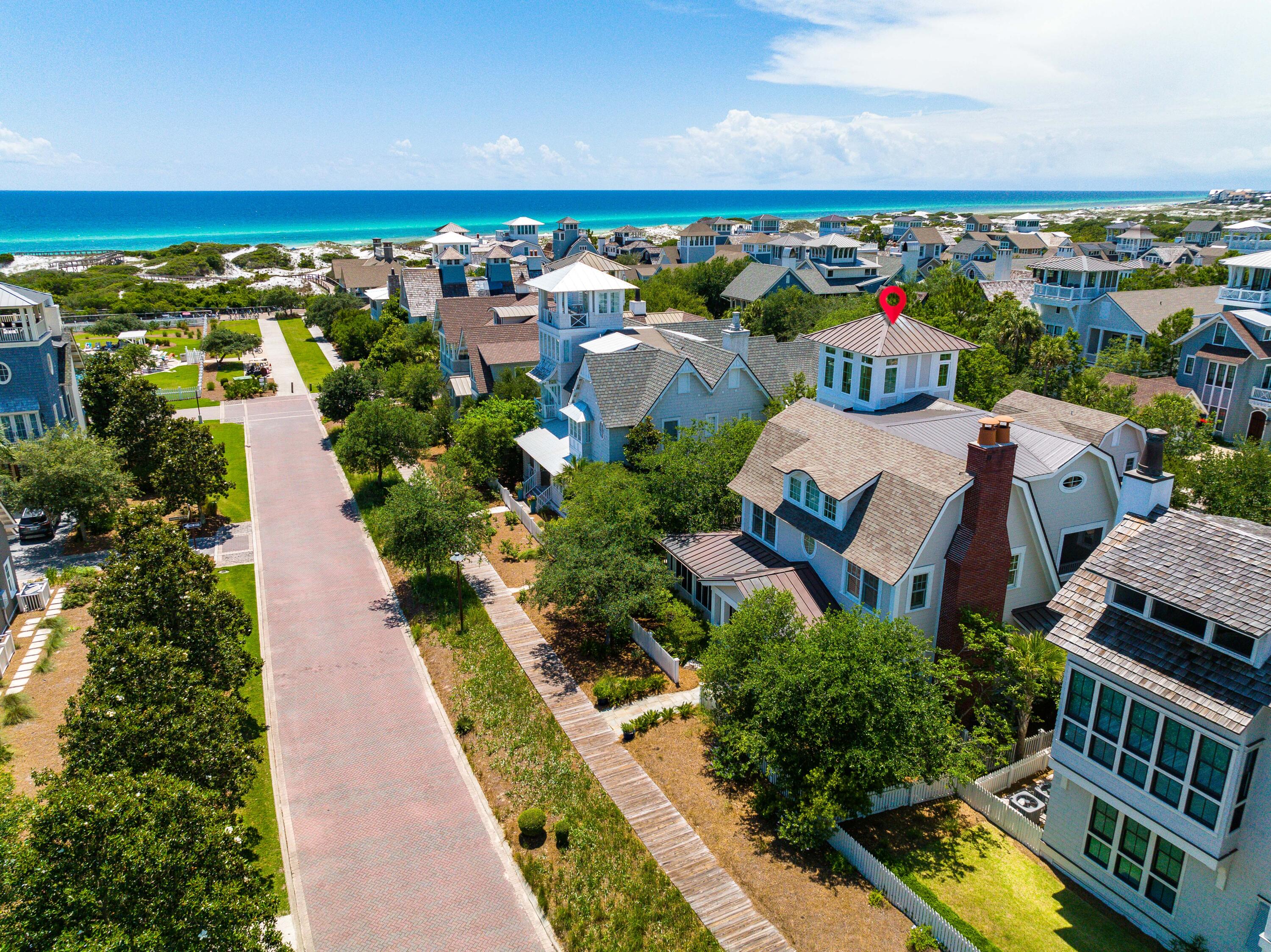 23 S Founders Lane