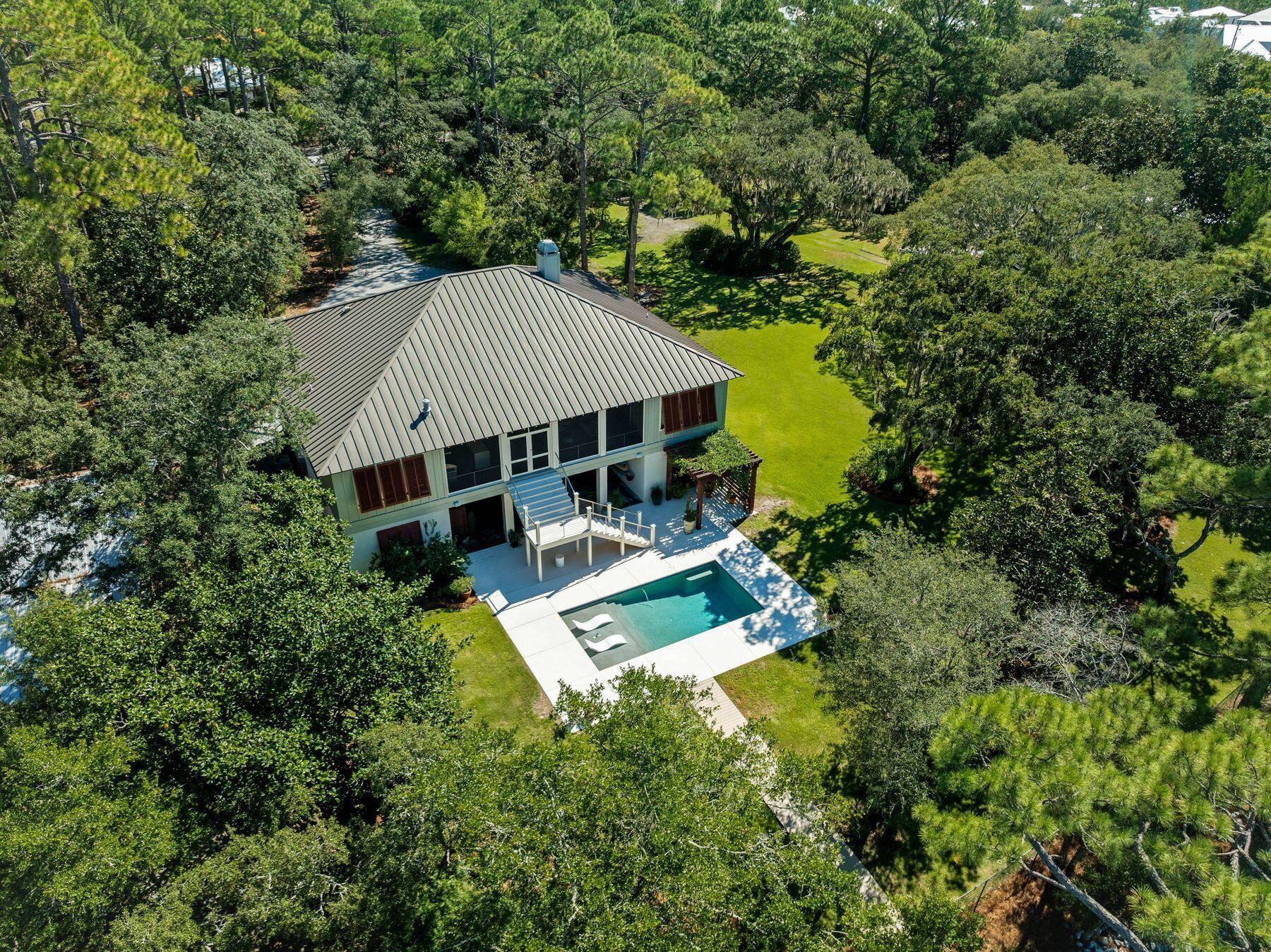 1475 W Hewett Road