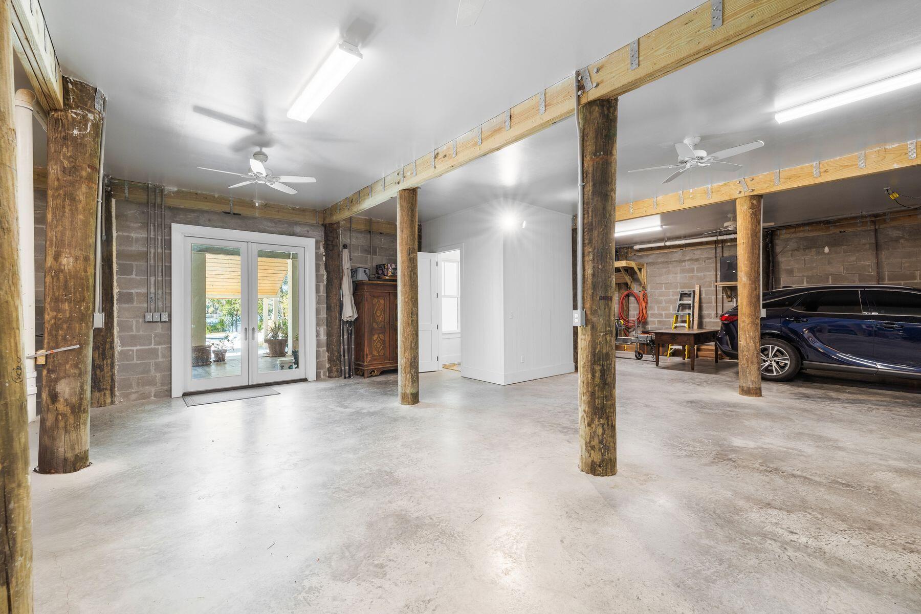 1475 W Hewett Road