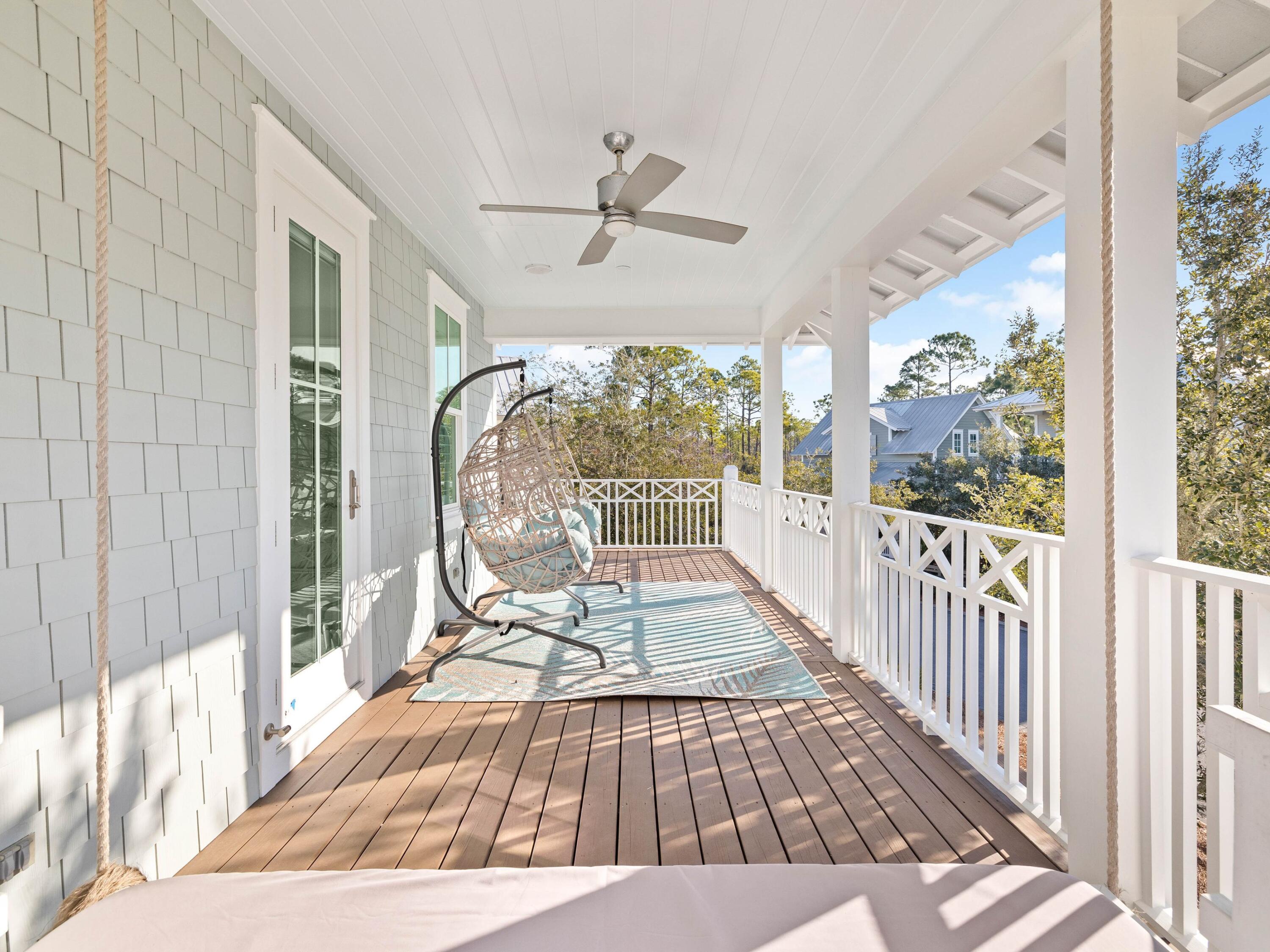 201 E Royal Fern Way