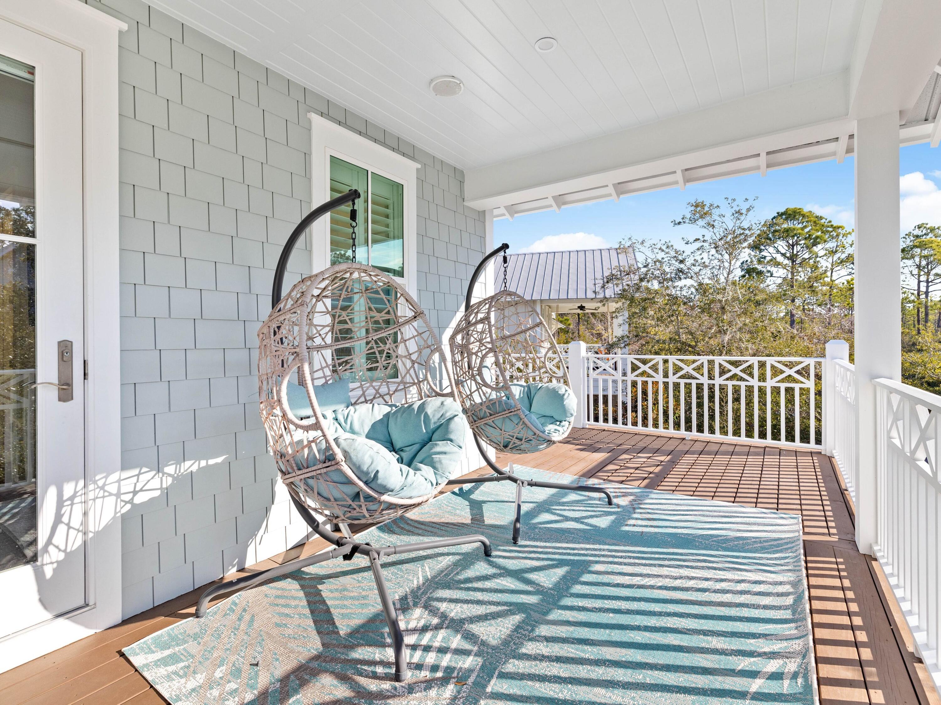 201 E Royal Fern Way
