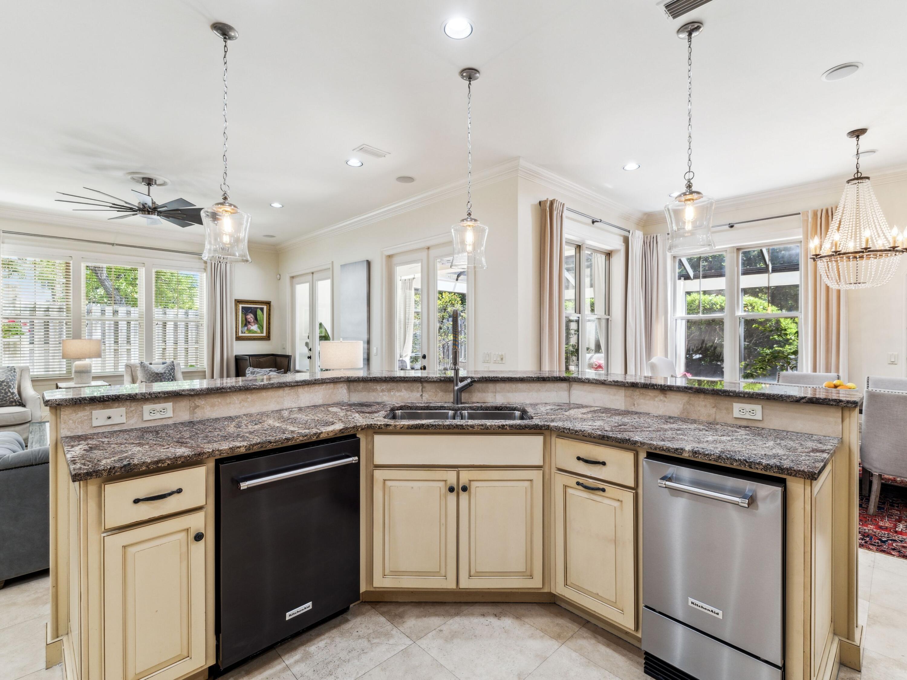 2512 Vineyard Lane