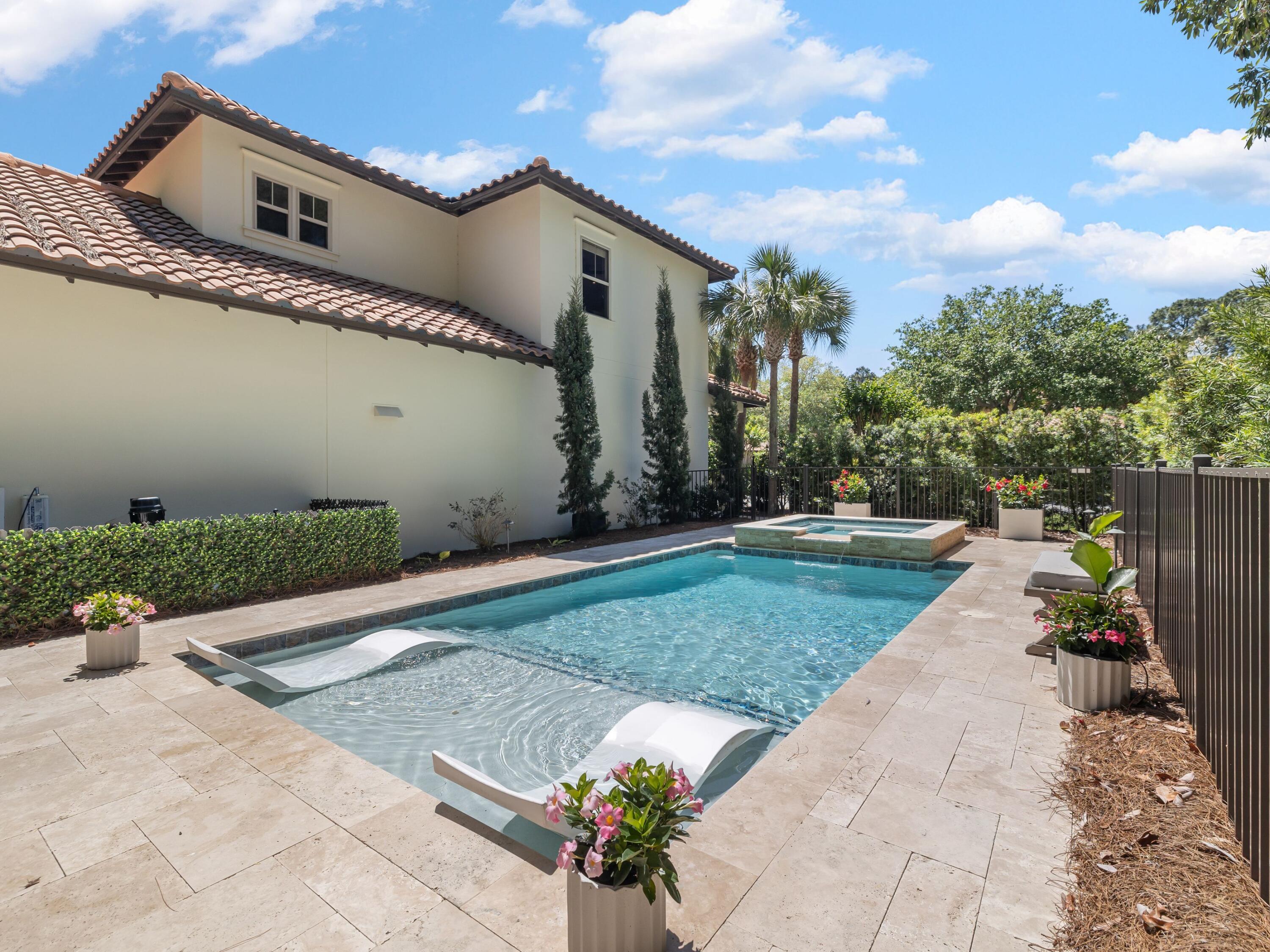 2512 Vineyard Lane