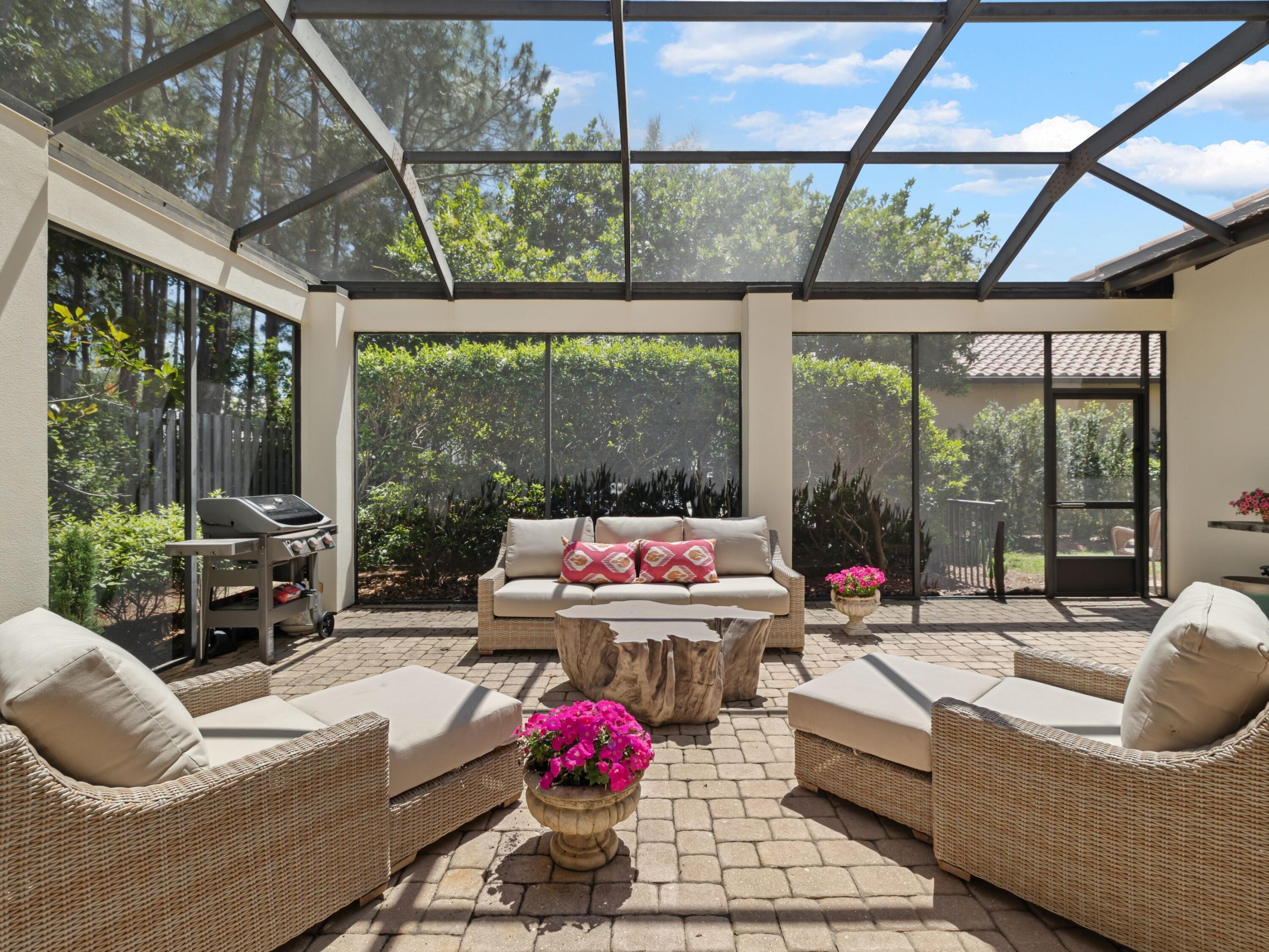 2512 Vineyard Lane
