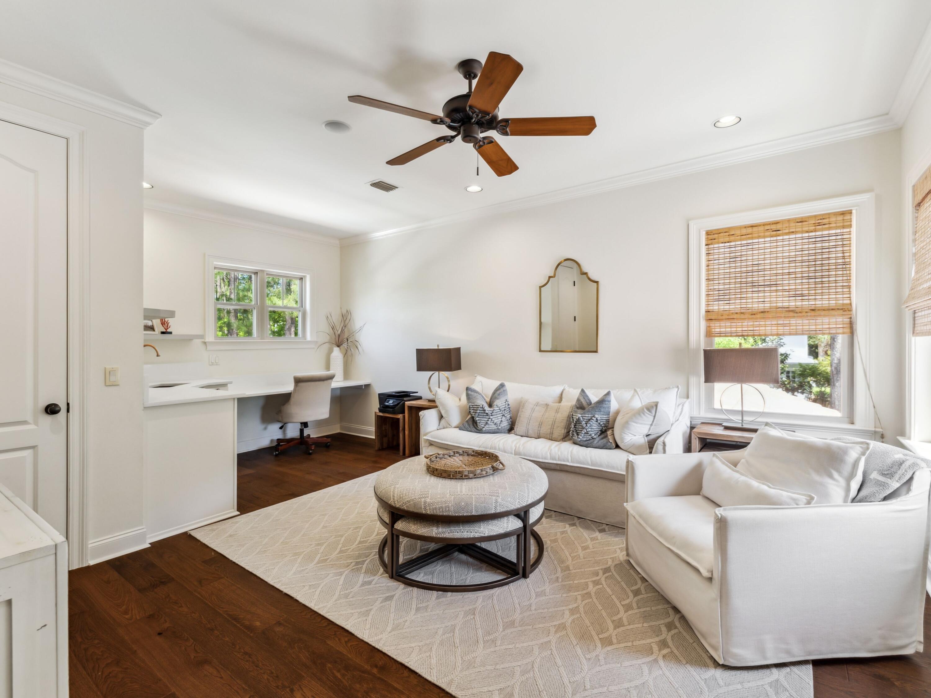 2512 Vineyard Lane