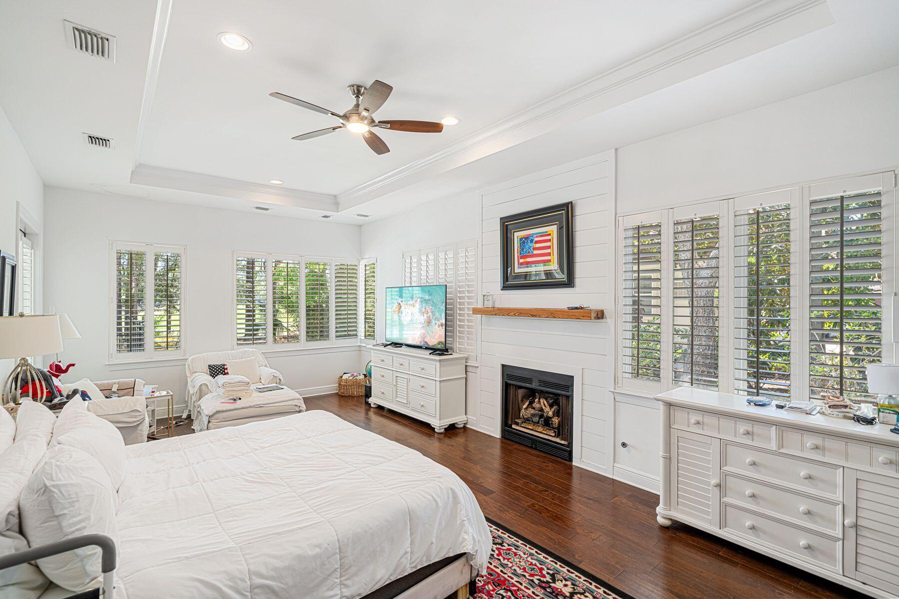 1512 Island Green Drive