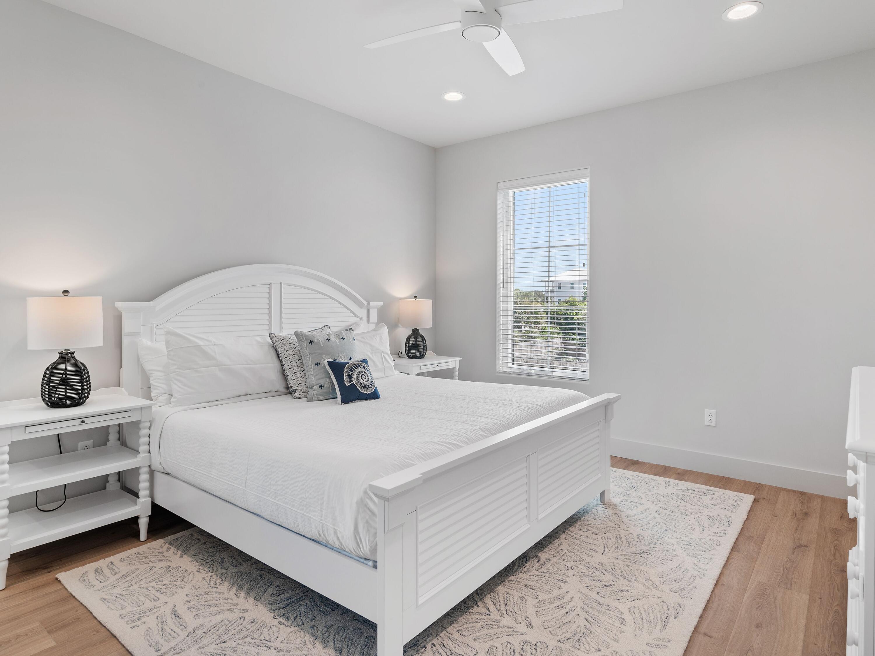 101 Deluna Place, UNIT C