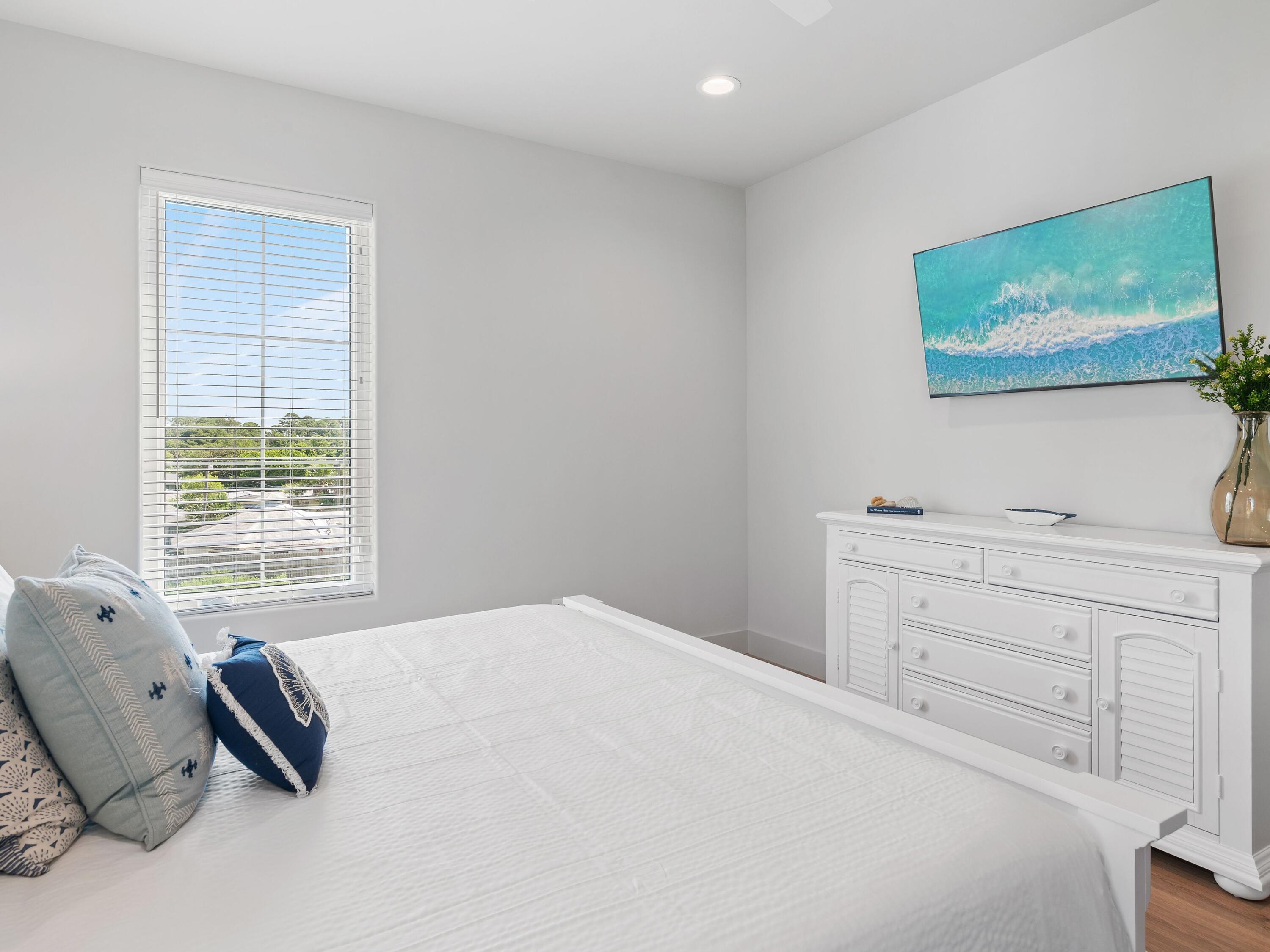 101 Deluna Place, UNIT C