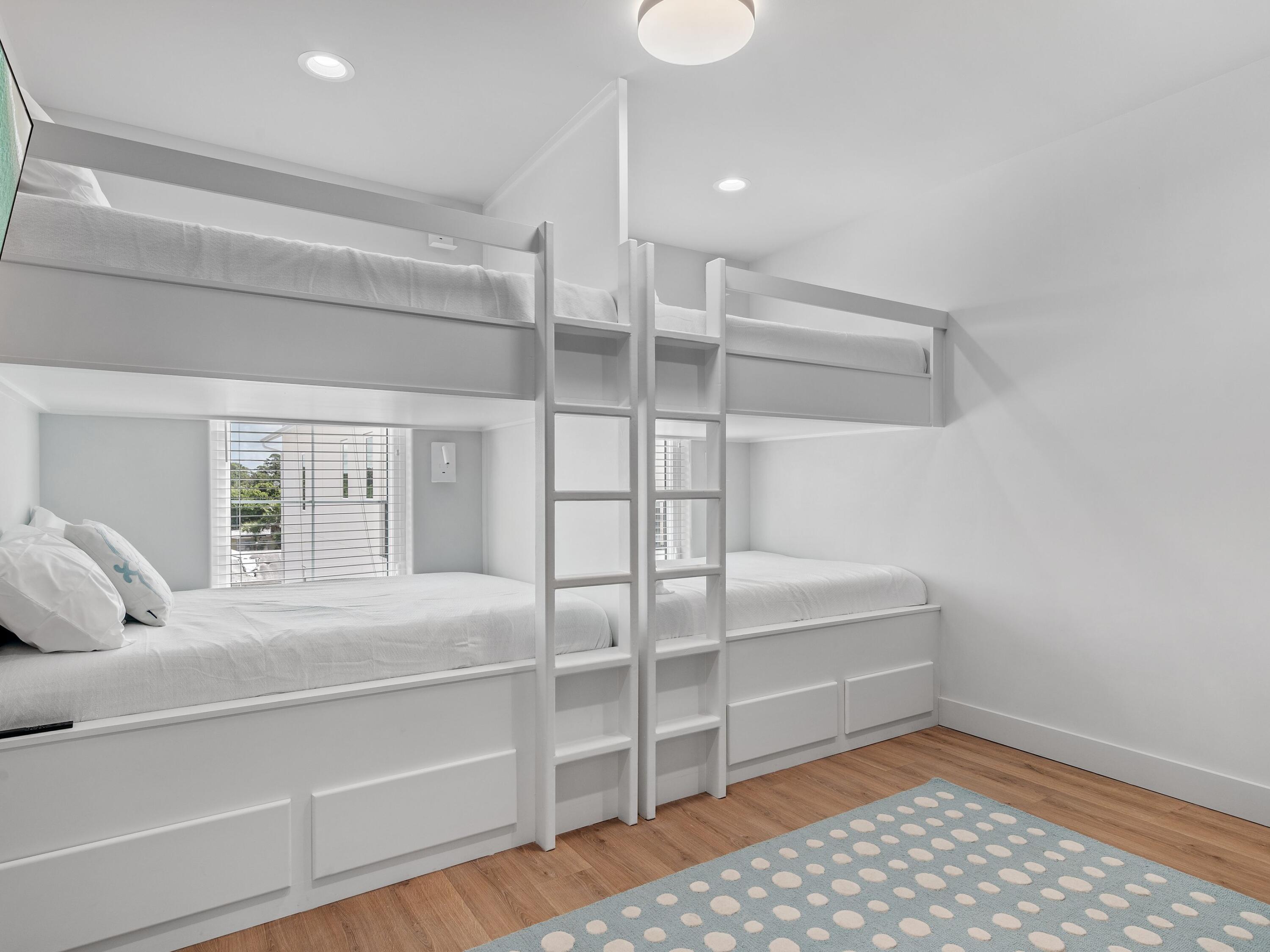 101 Deluna Place, UNIT C