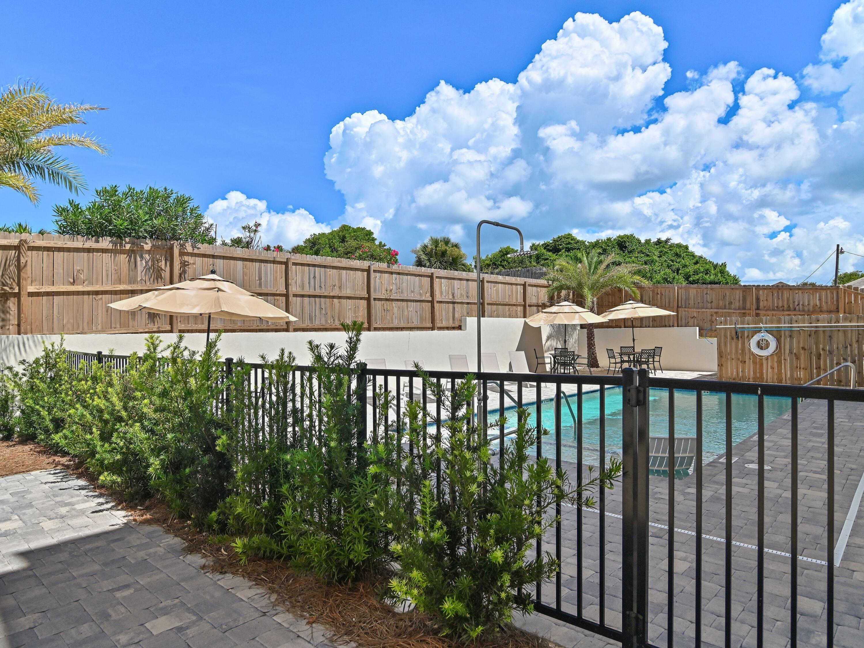 101 Deluna Place, UNIT C