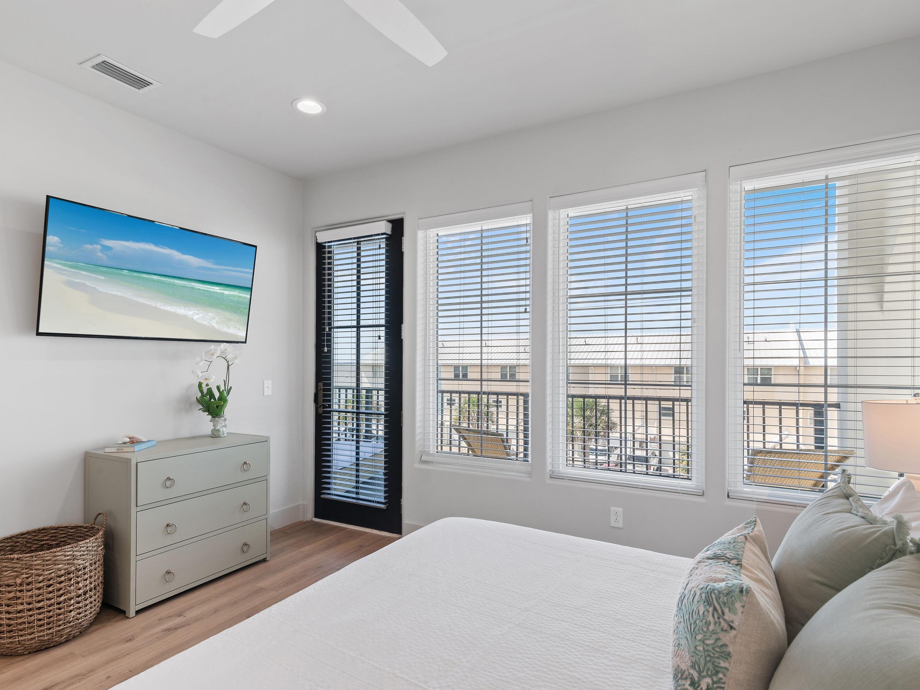 101 Deluna Place, UNIT C