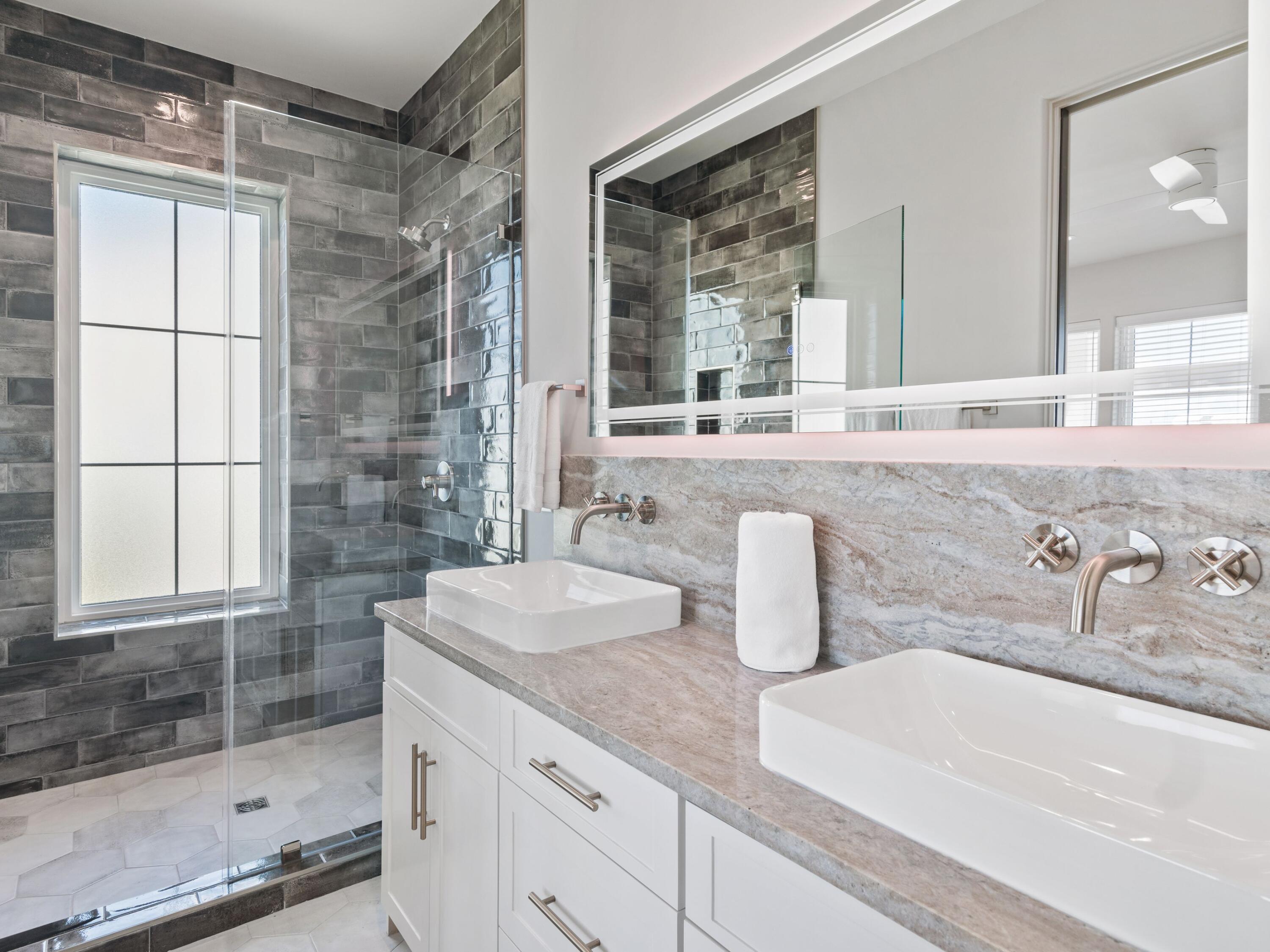 101 Deluna Place, UNIT C
