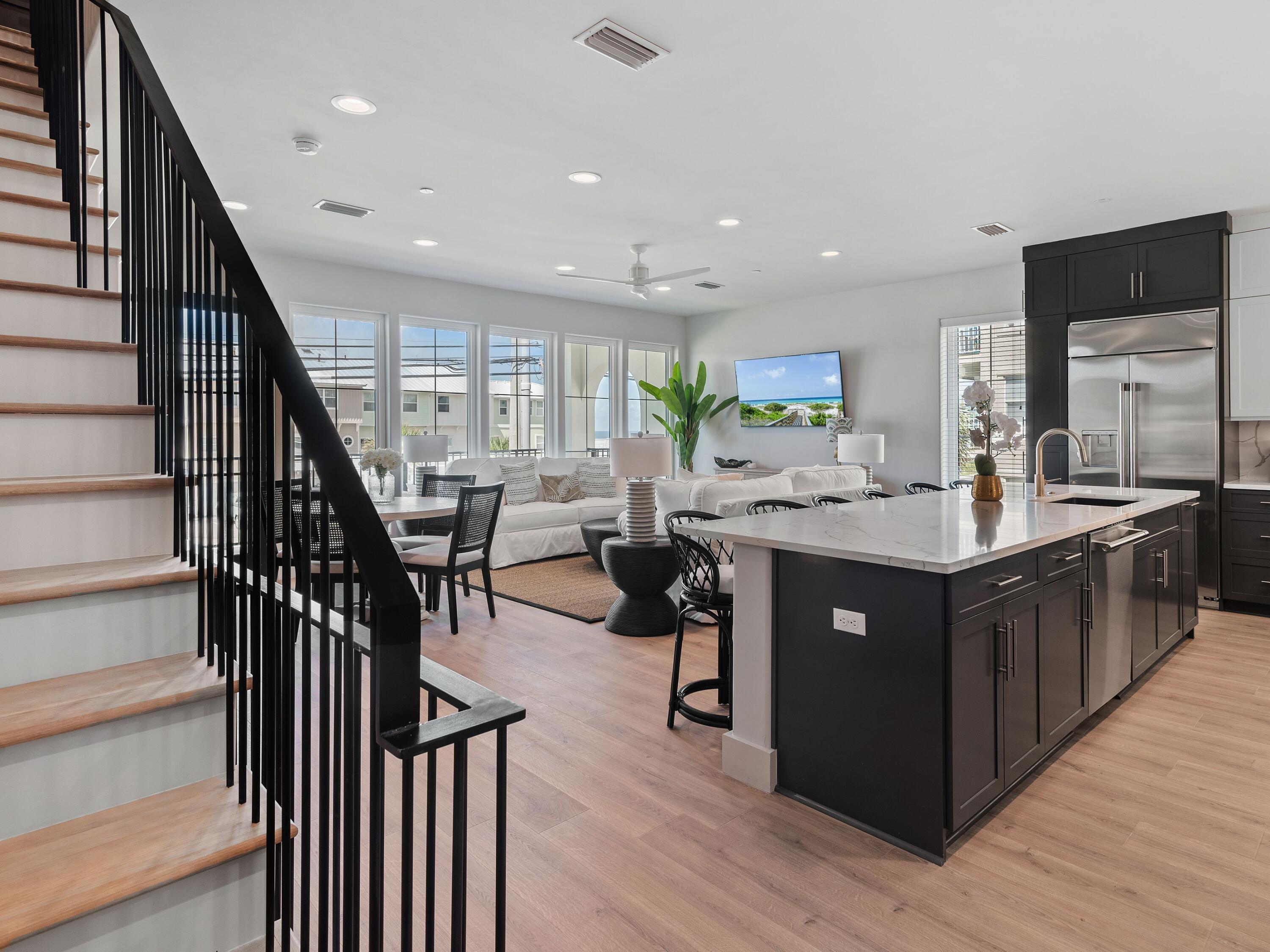 101 Deluna Place, UNIT C