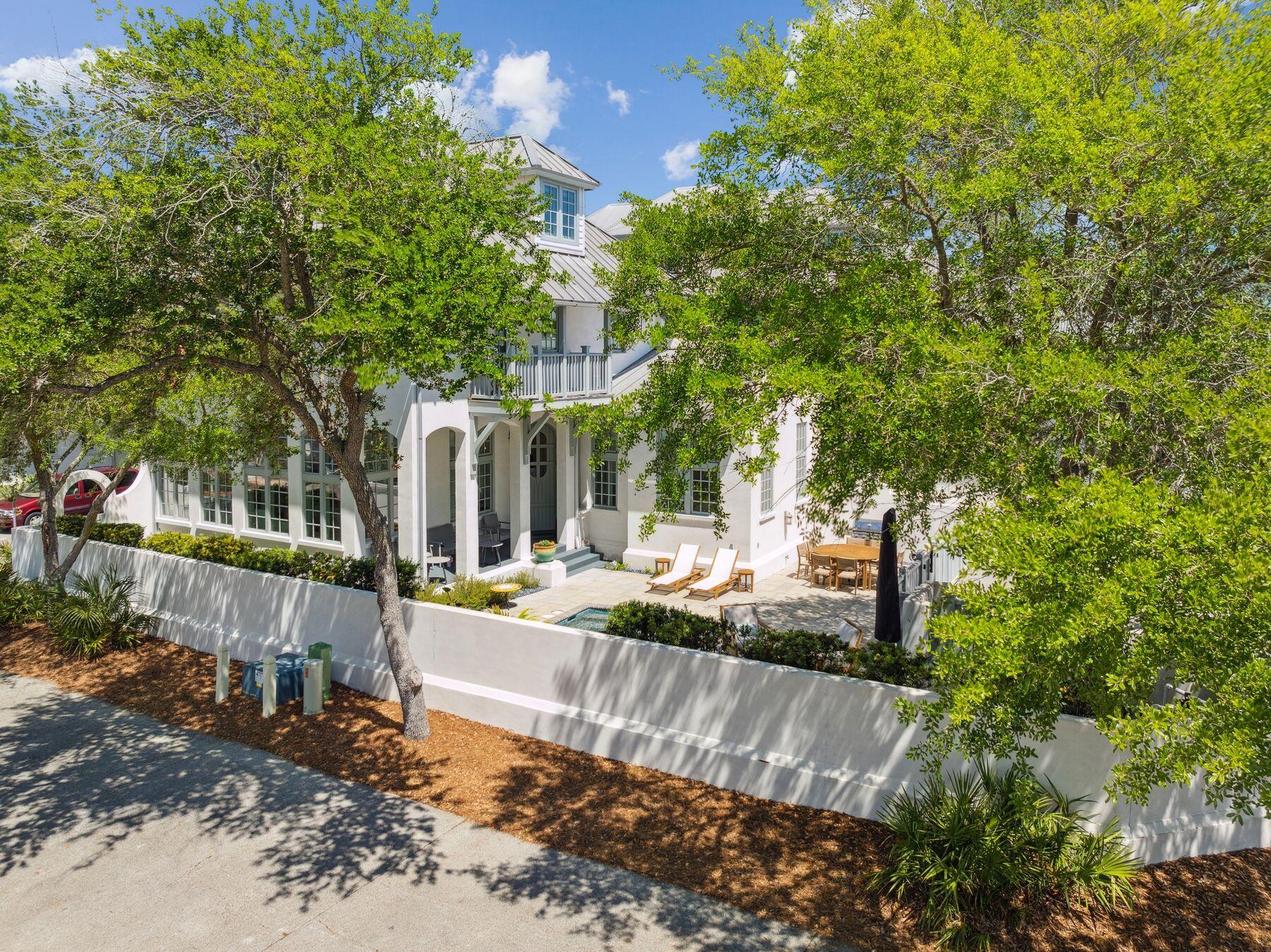 159 W Water Street