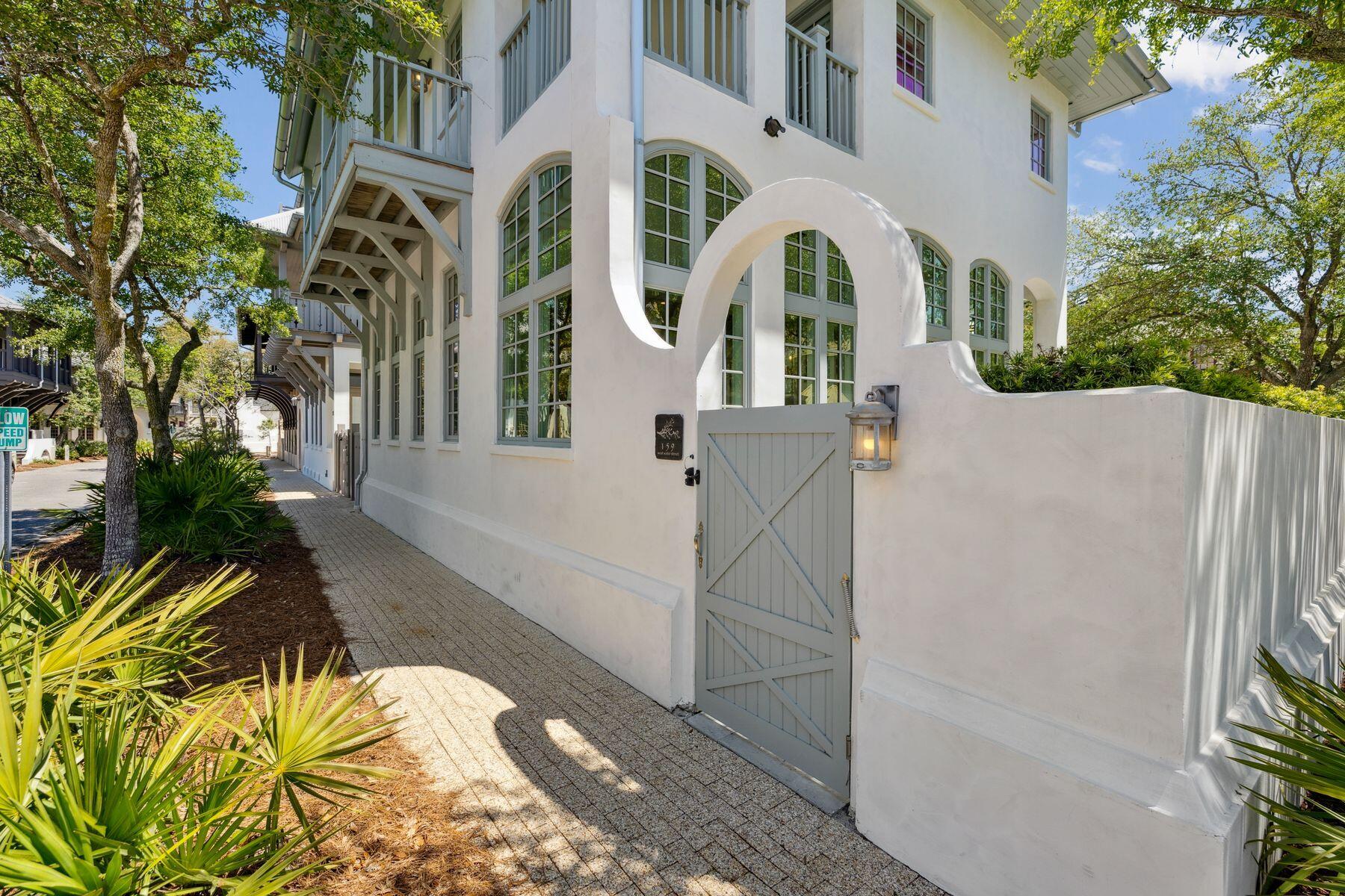 159 W Water Street