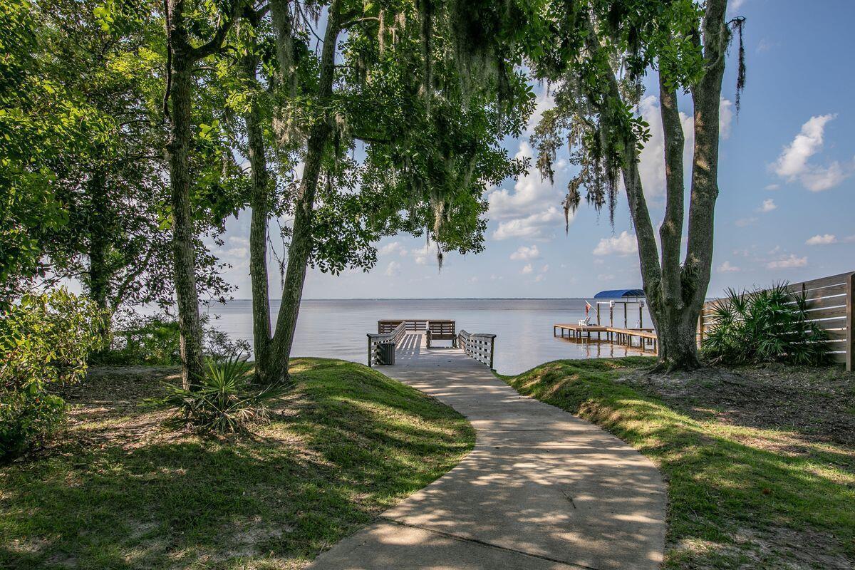 LOT 19 W Chrysler Ave