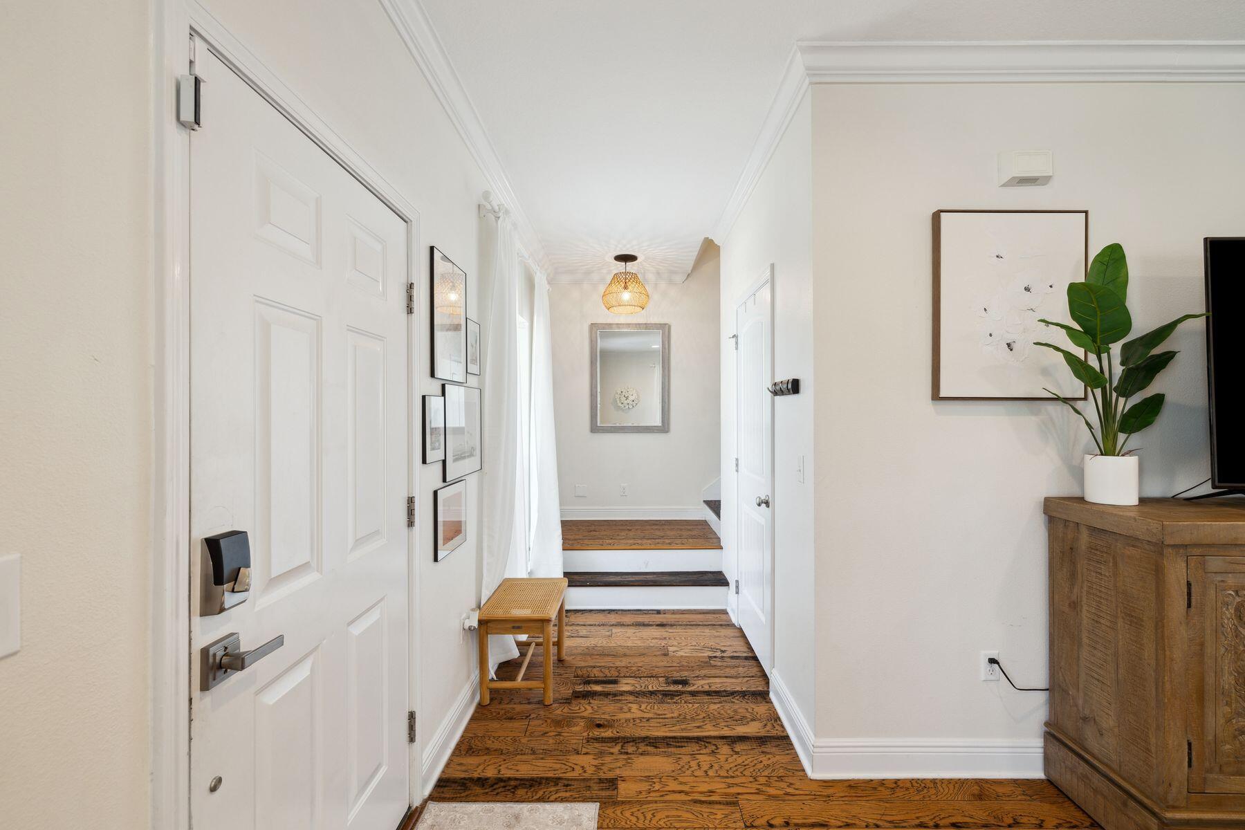 13 St. Vincent Lane