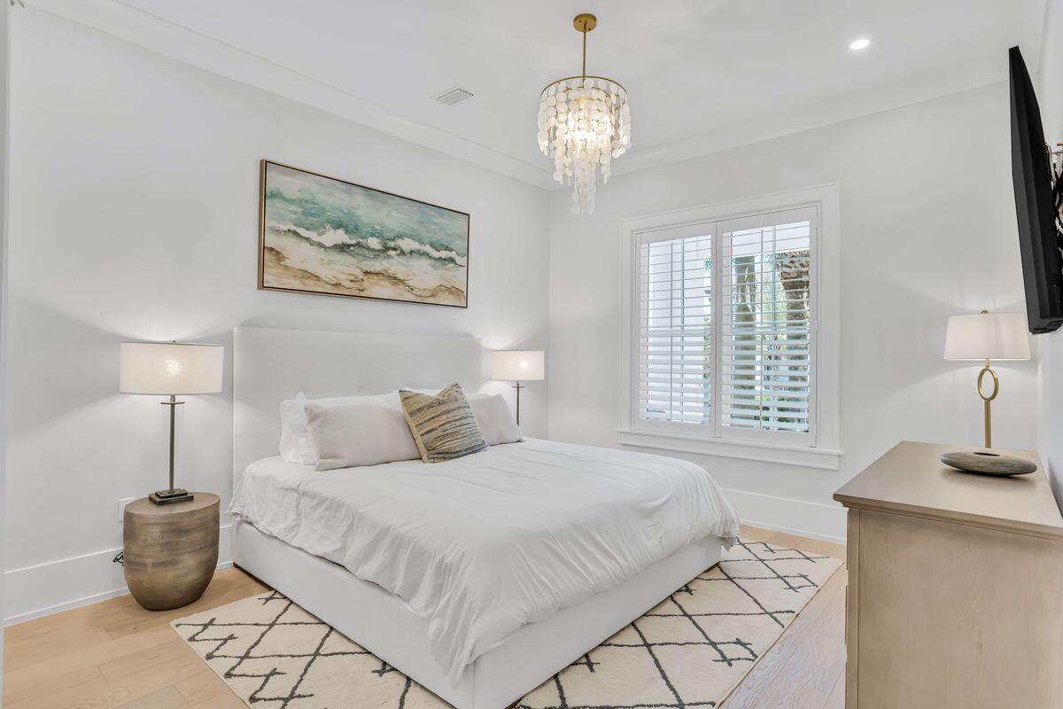 45 White Cliffs Lane