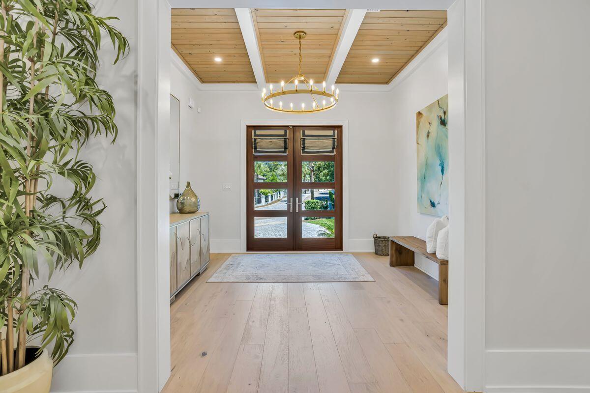 45 White Cliffs Lane
