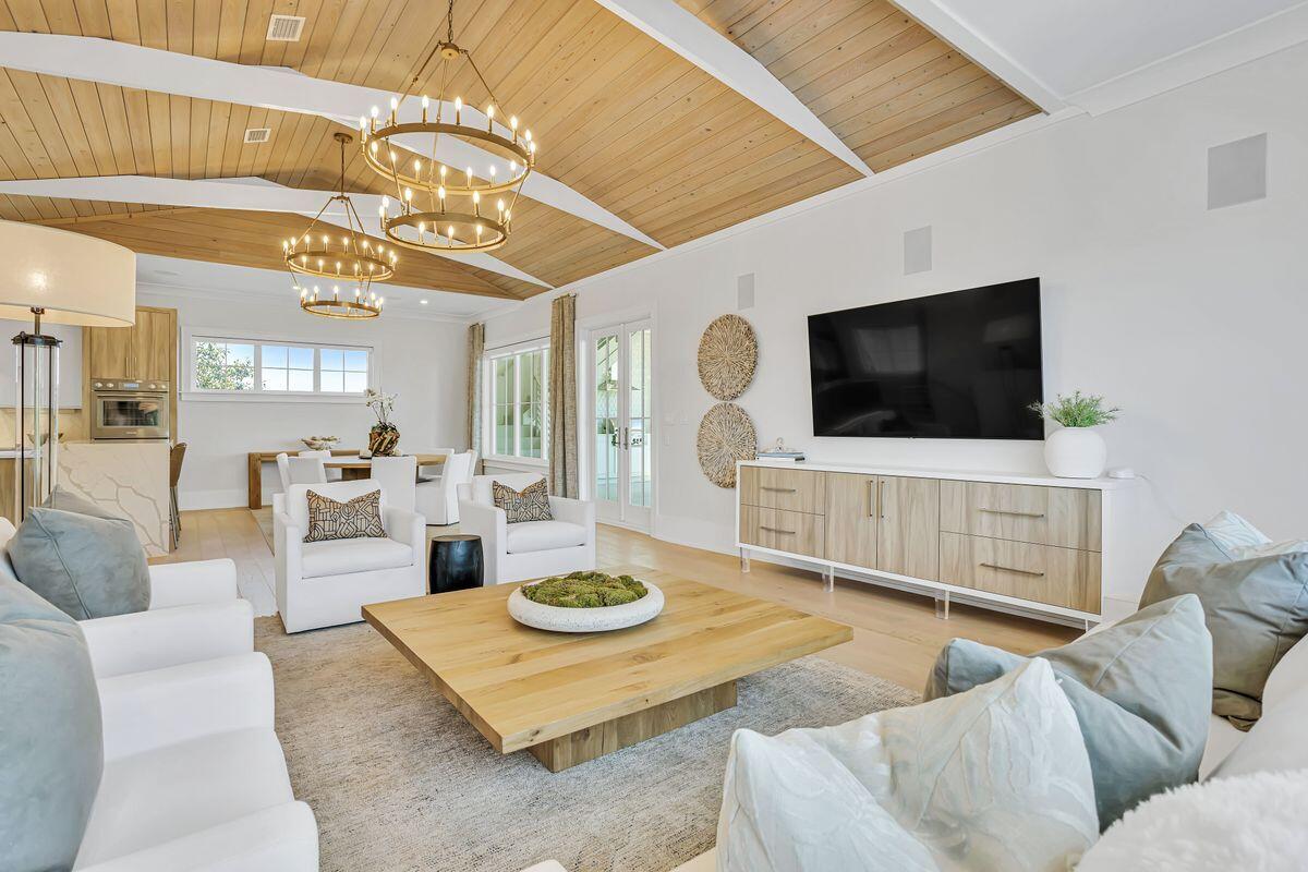 45 White Cliffs Lane