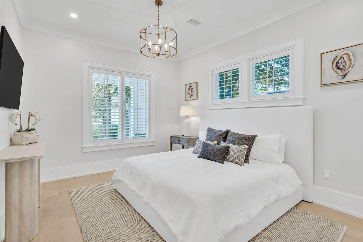45 White Cliffs Lane