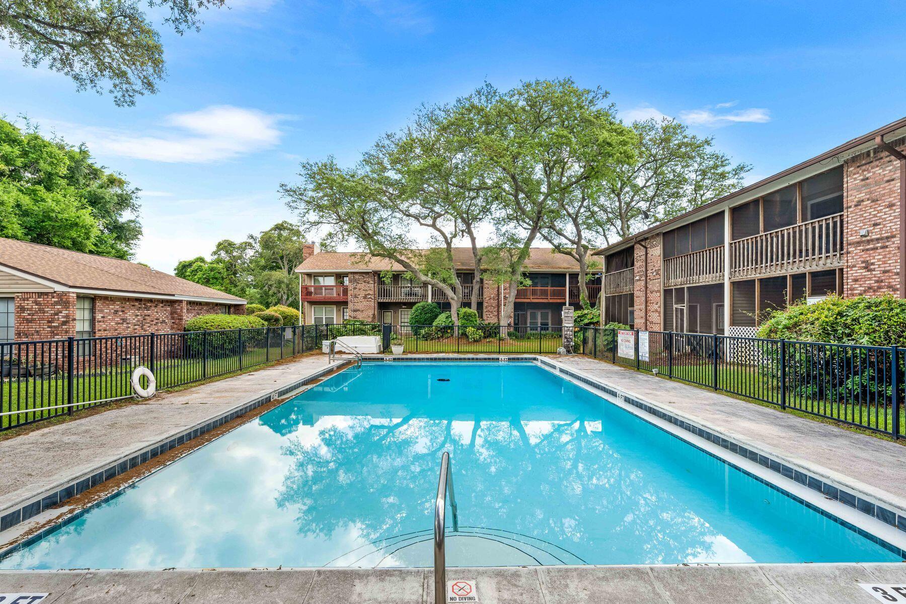 229 Carmel Drive, 4