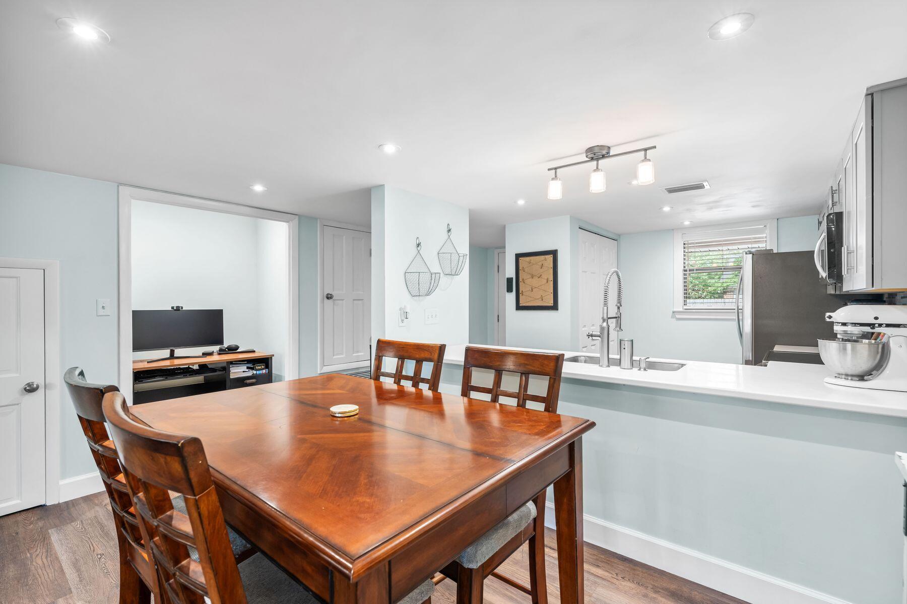 229 Carmel Drive, 4