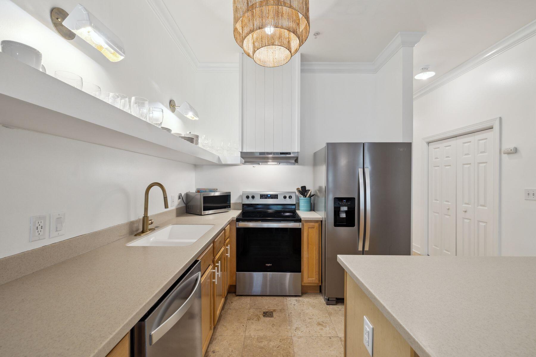 231 Somerset Bridge Road, 1103