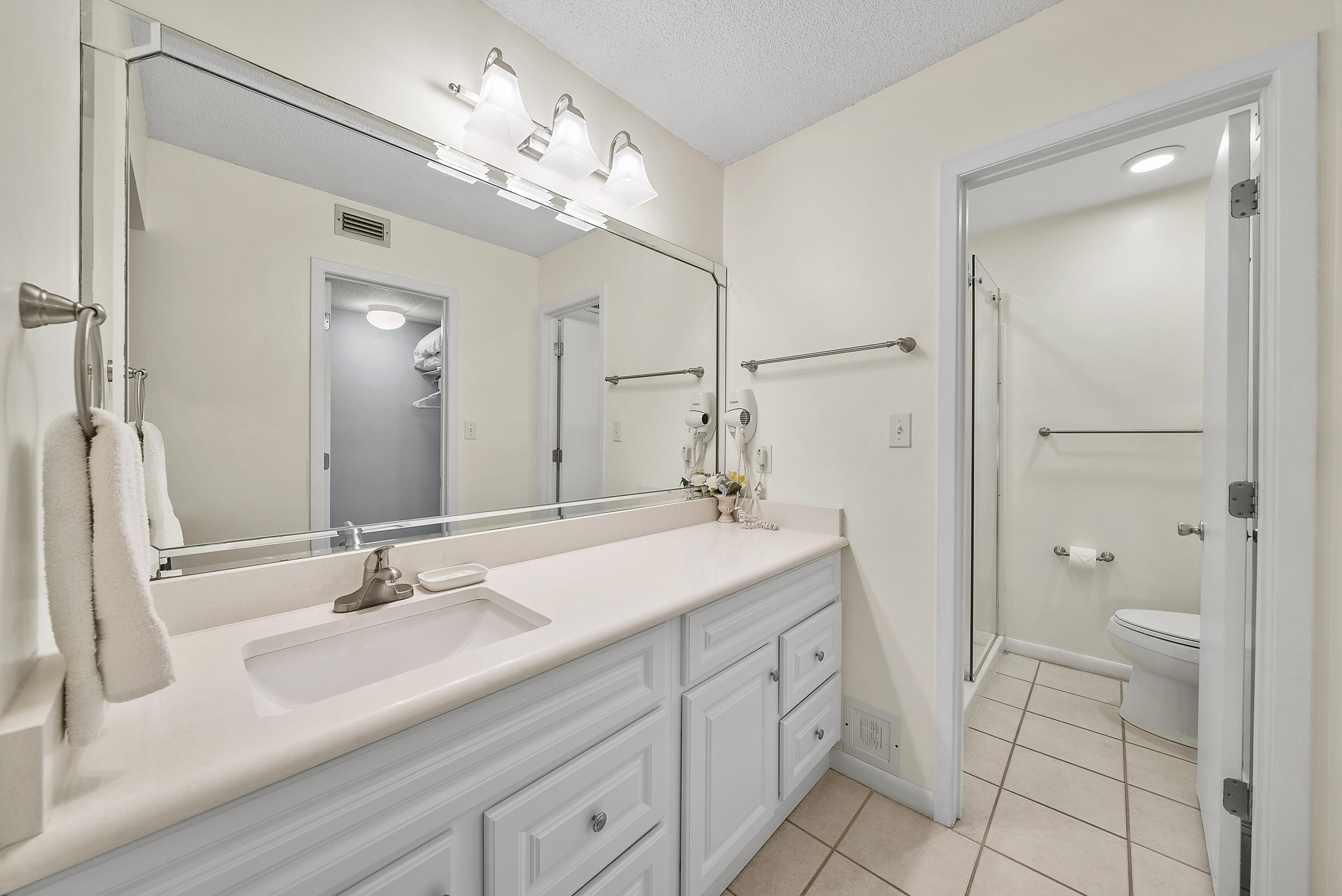 520 Richard Jackson Boulevard, 703